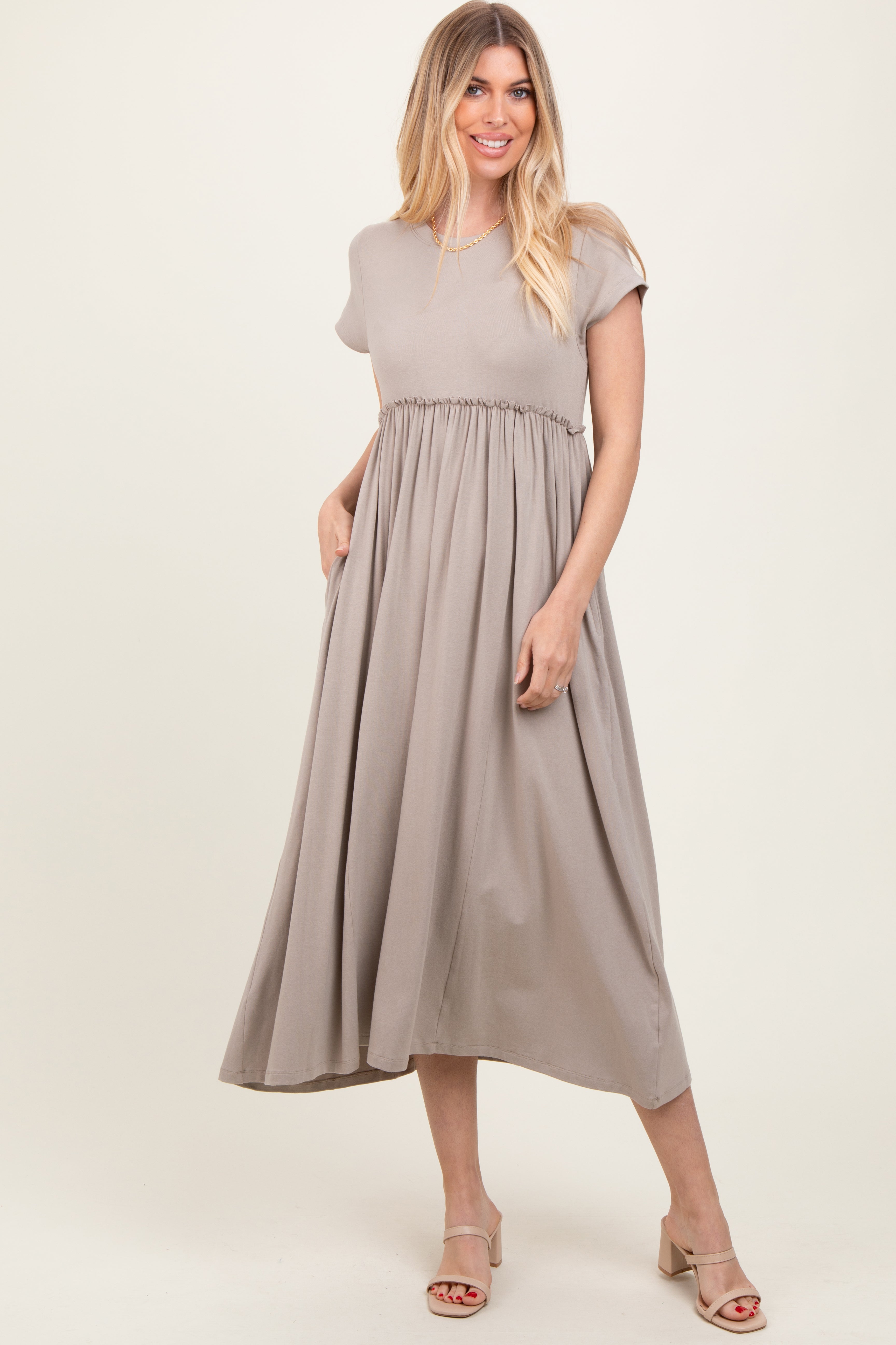 #Farbe_Taupe