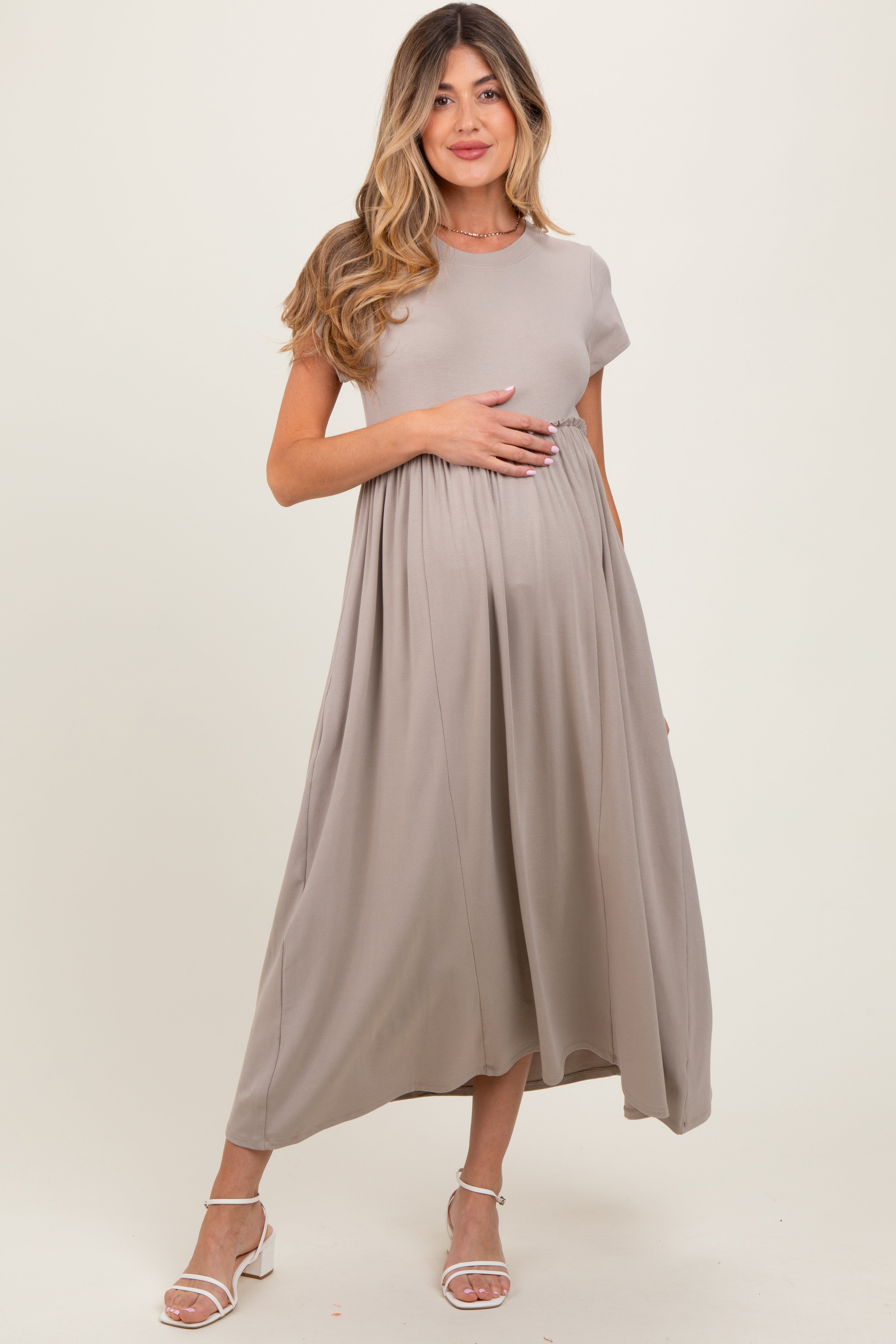 #Farbe_Taupe