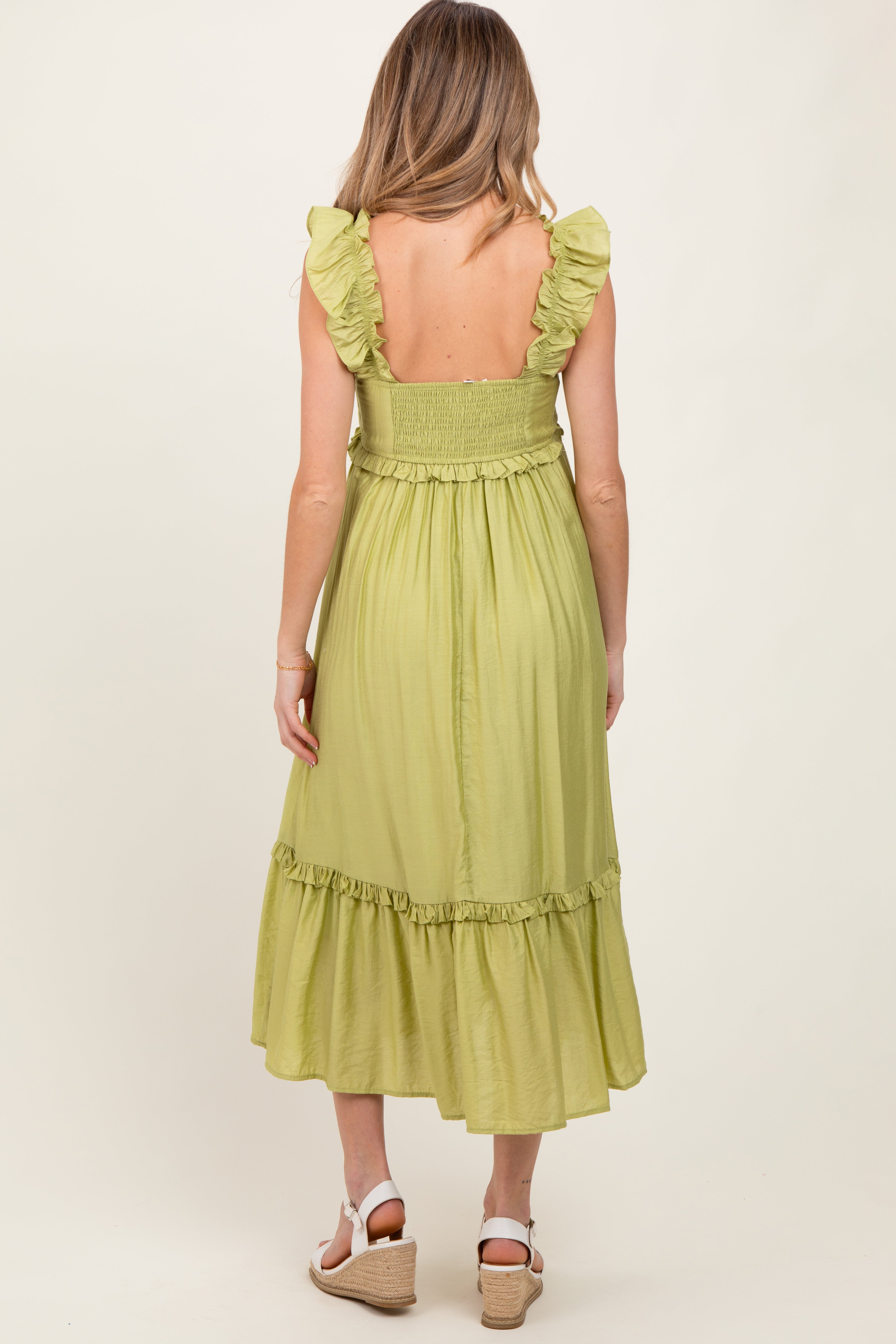 Umstands-Midikleid mit Rüschenträgern und eckigem Ausschnitt in Limette
