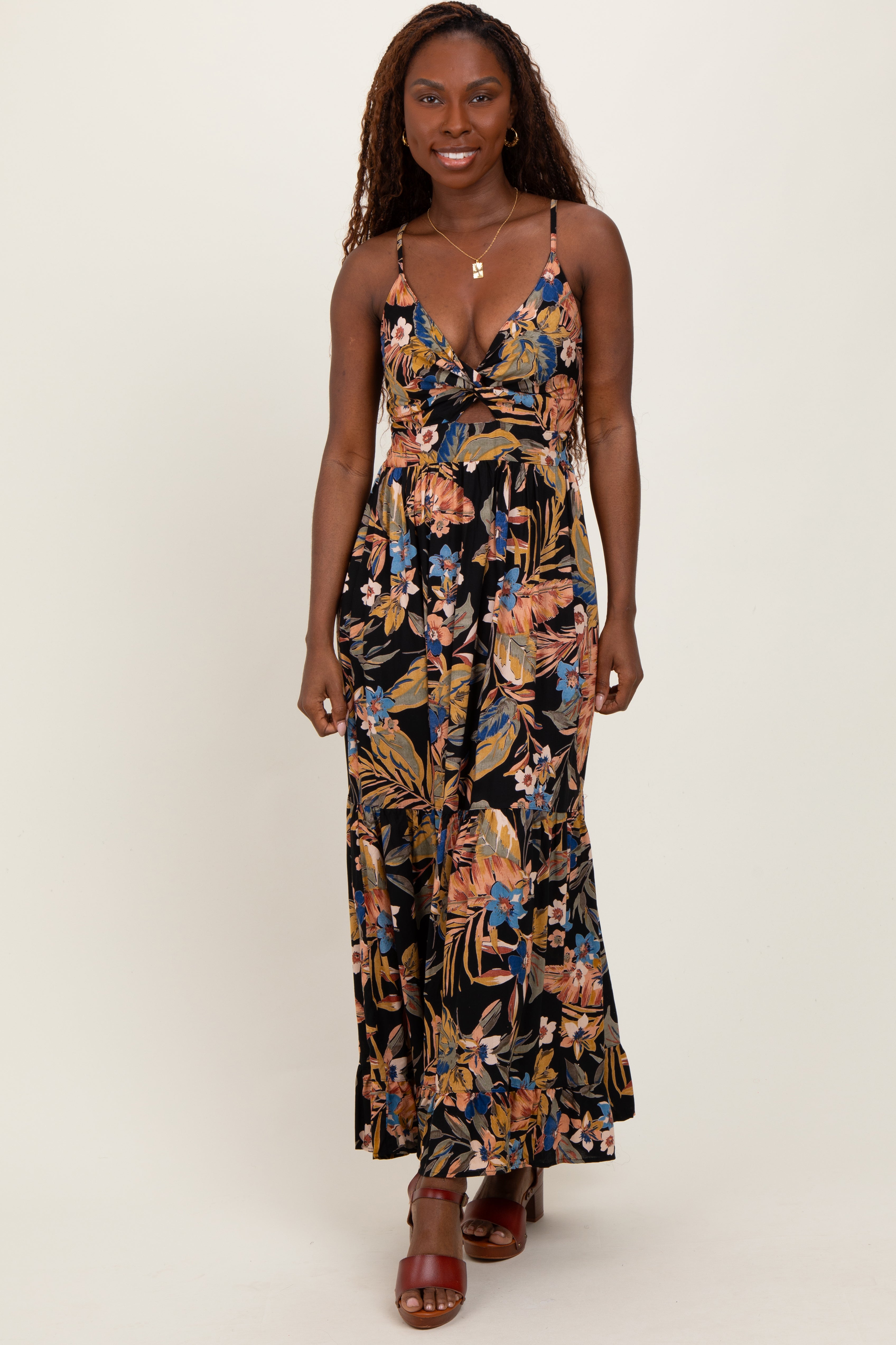 Schwarzes Umstands-Maxikleid mit Tropenmuster, Twist-Detail und Cut-out