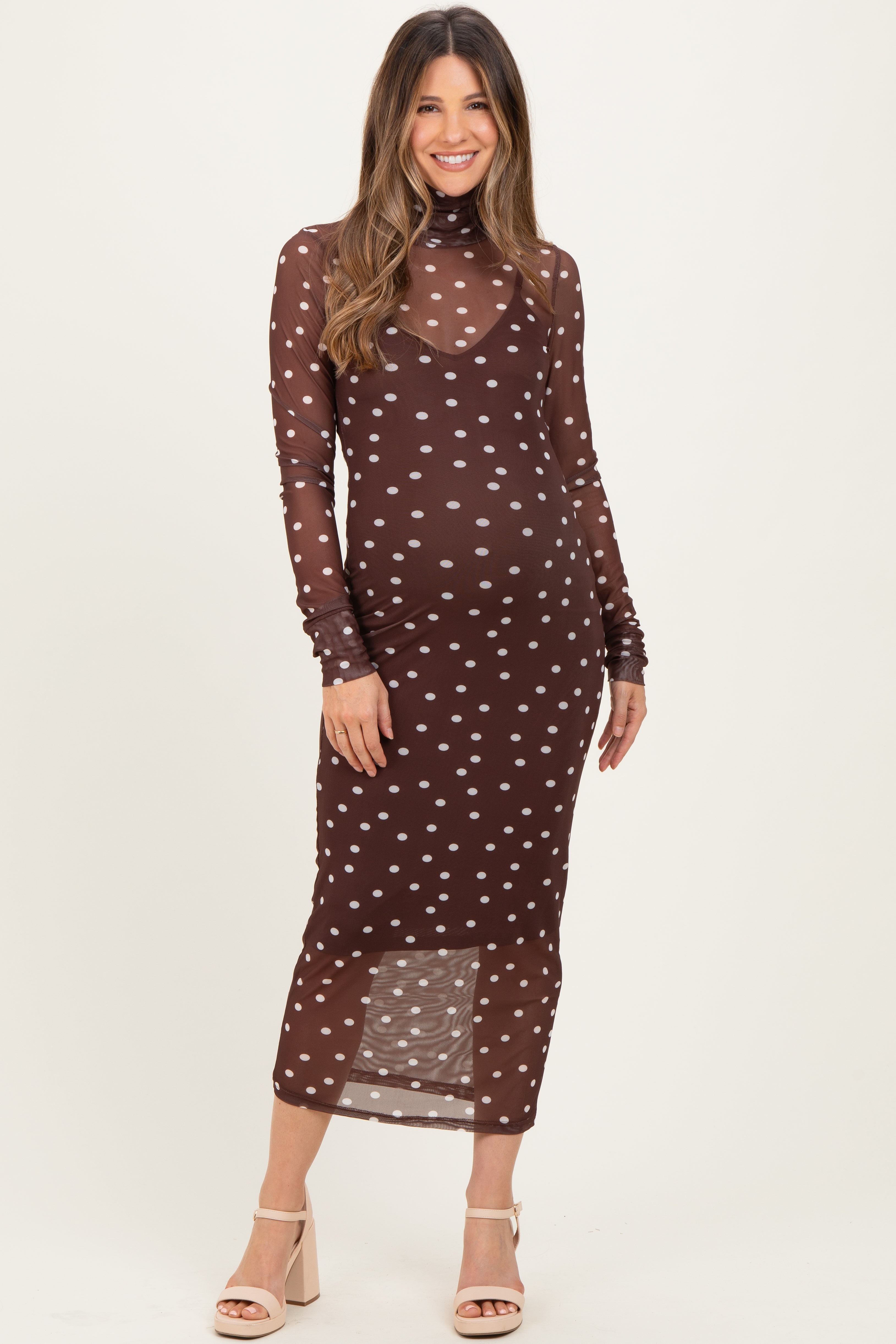 Mokkafarbenes Umstands-Midikleid mit Mesh-Overlay und Punktemuster