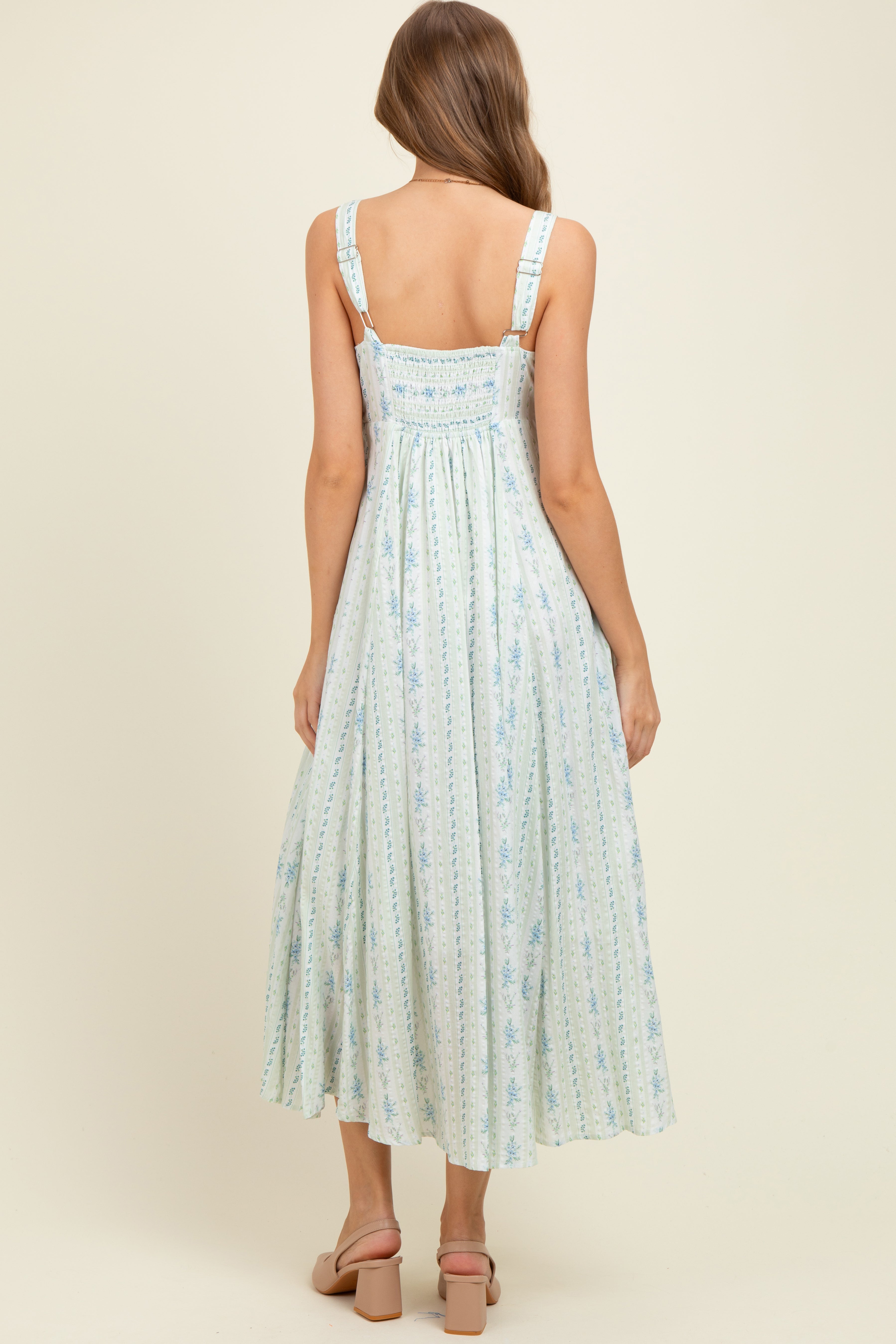 Ärmelloses Umstands-Maxikleid aus Baumwolle mit Blumenmuster und eckigem Ausschnitt