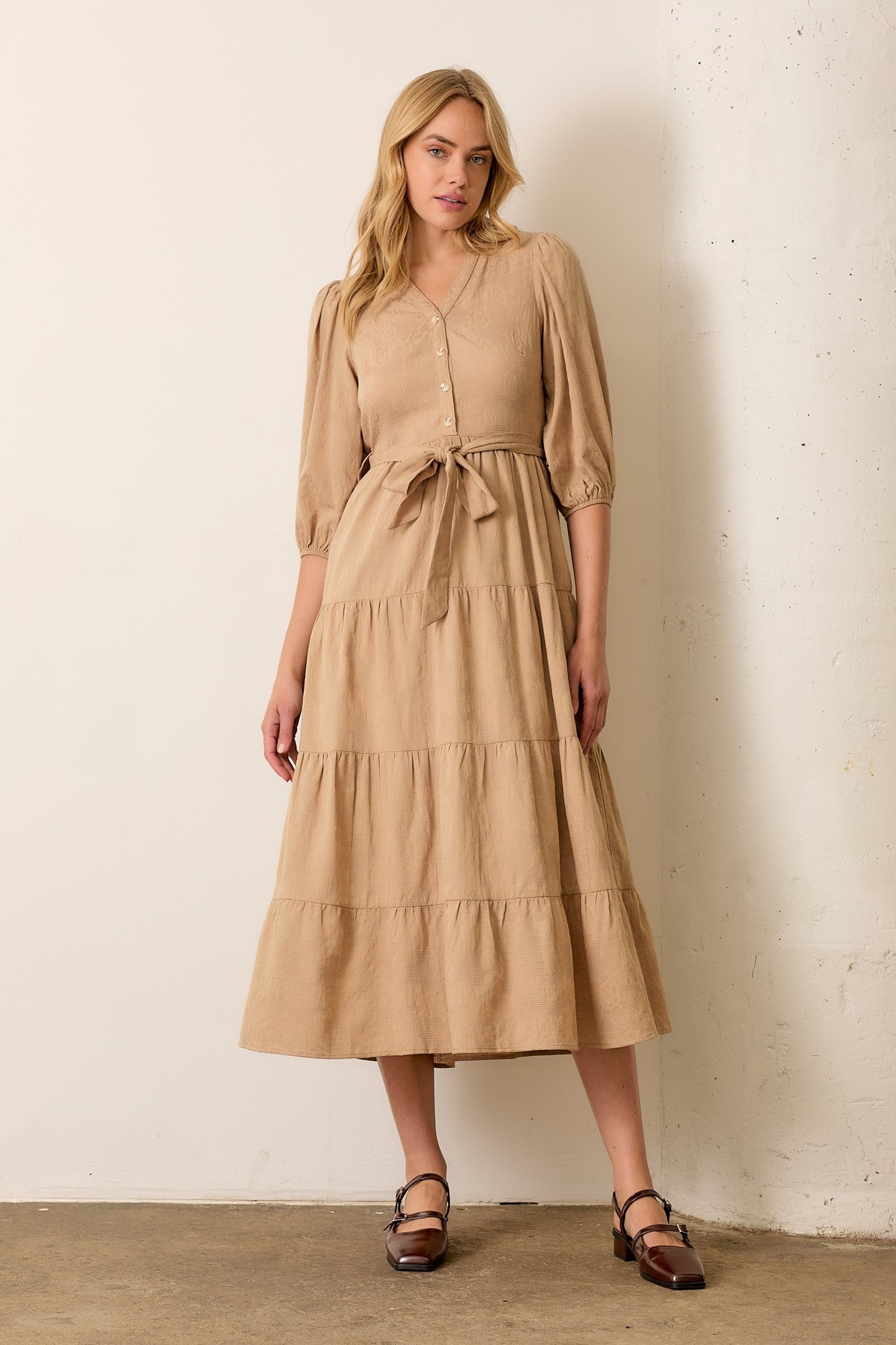 #Farbe_Taupe