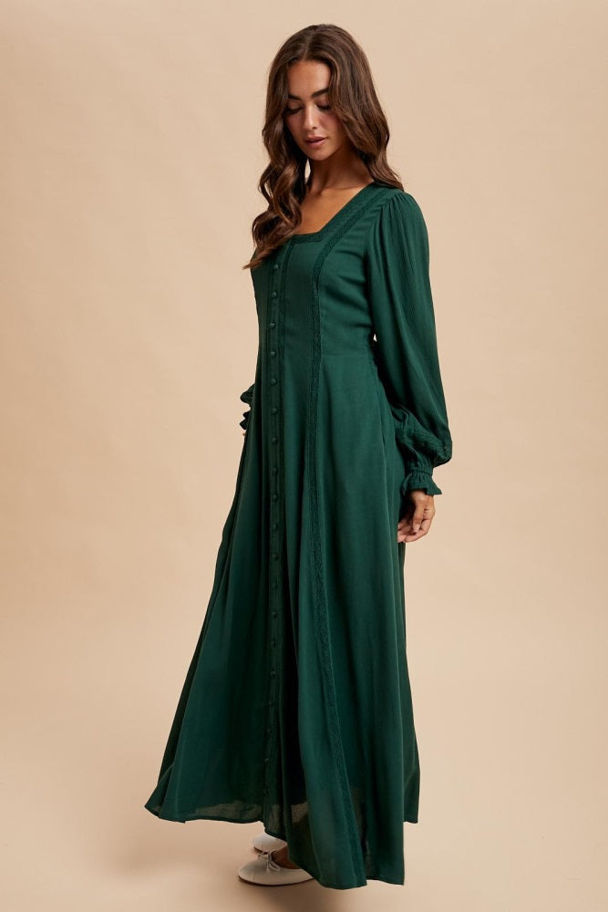 Umstands-Maxikleid zum Durchknöpfen mit Spitzendetail in Waldgrün