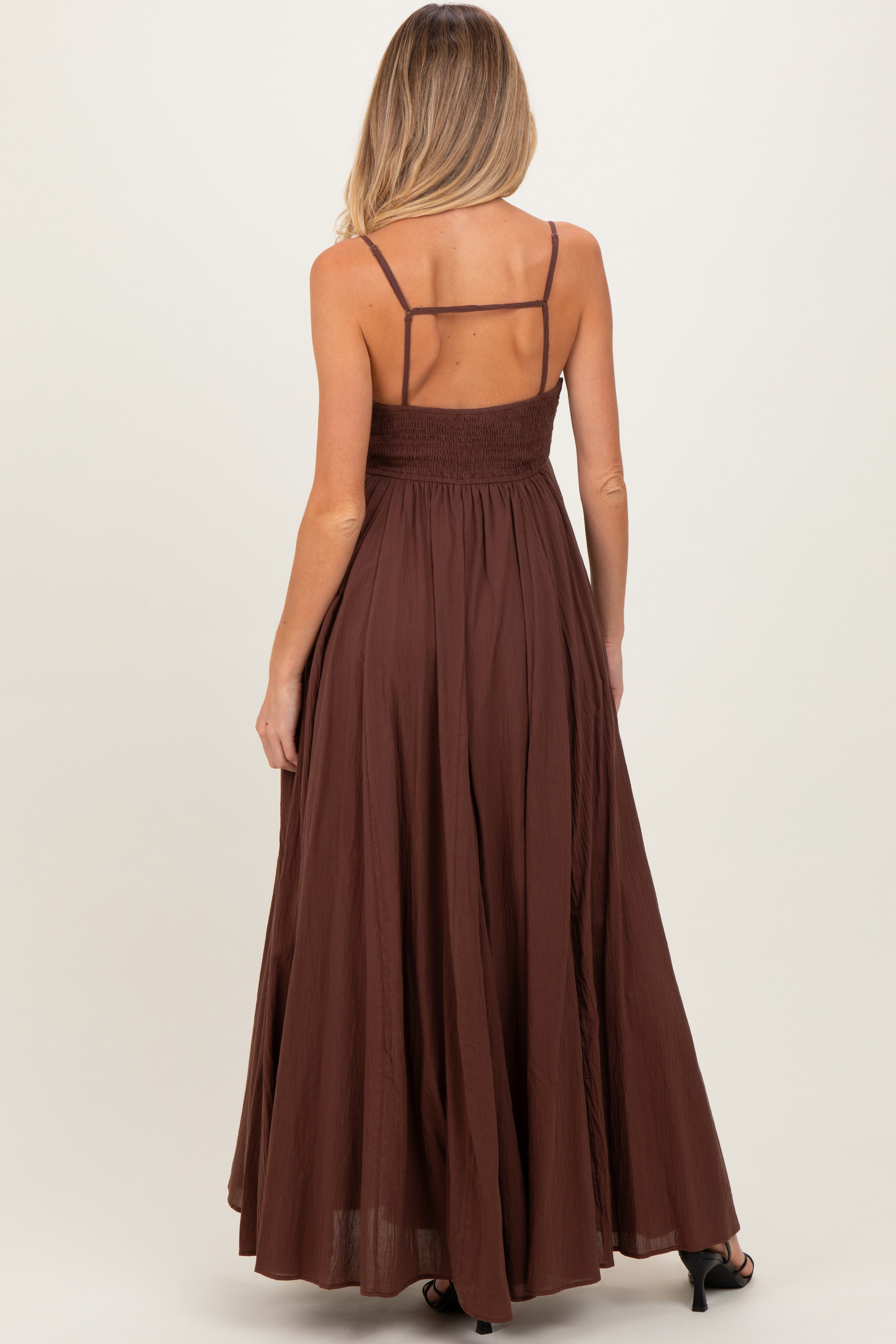Umstands-Maxikleid mit gerafftem Oberteil und Bindeband vorne