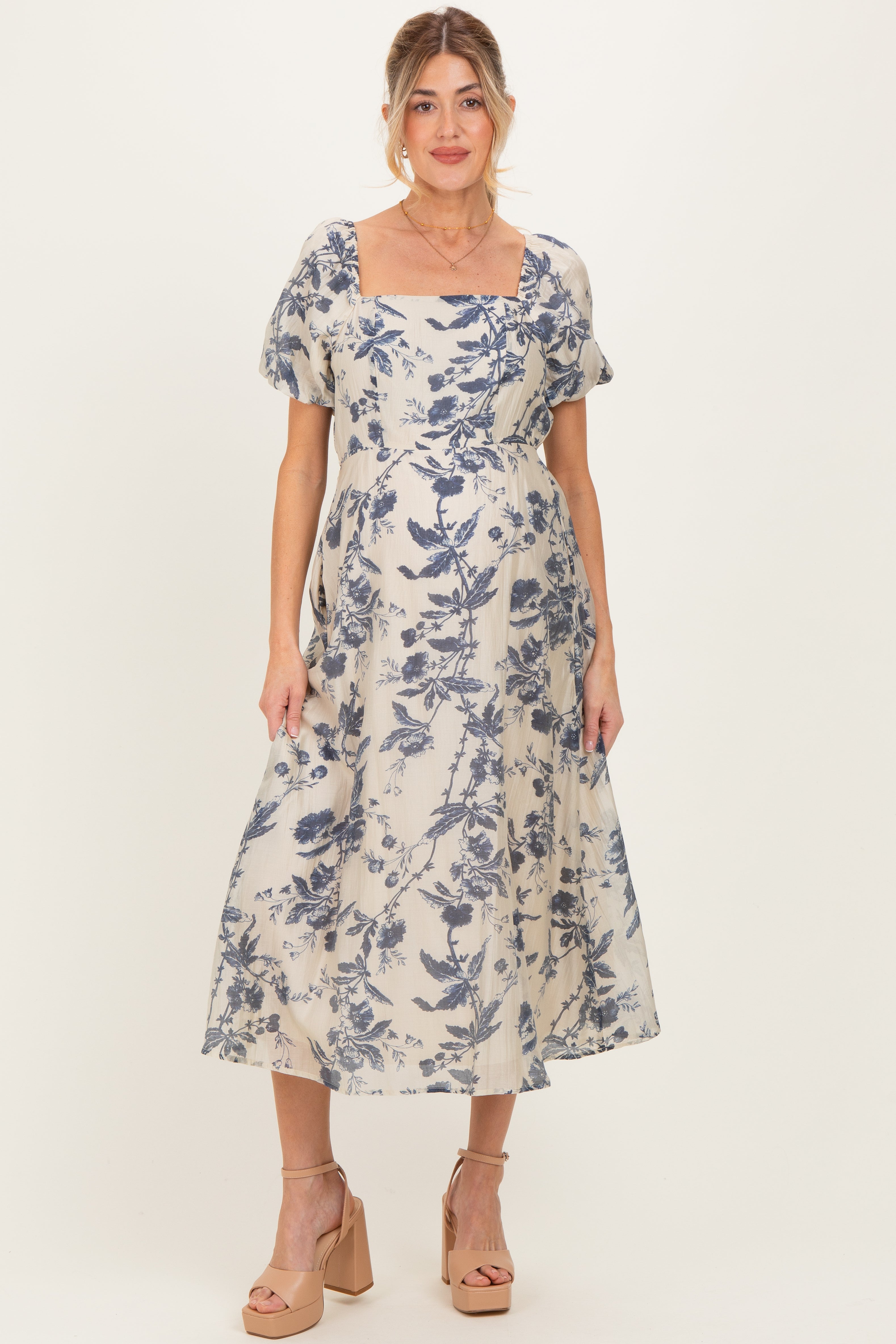 Geblümtes Umstands-Midikleid mit Karree-Ausschnitt und Puffärmeln in Marineblau