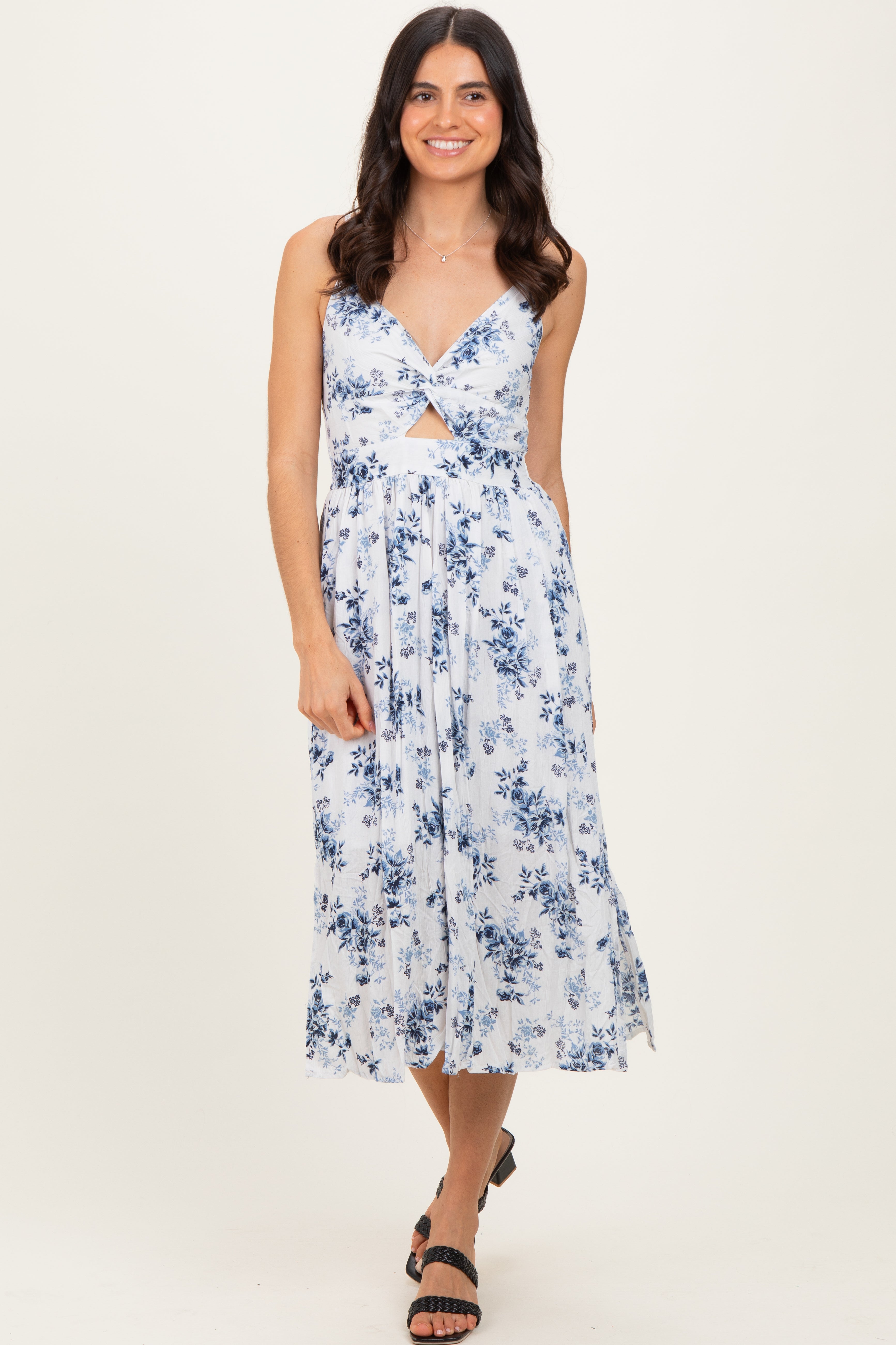 Geblümtes Umstands-Midikleid mit gedrehter Front