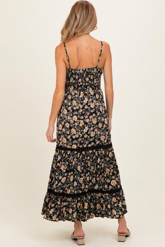 Schwarzes Umstands-Maxikleid mit Blumenmuster, Twist-Detail und Spitze