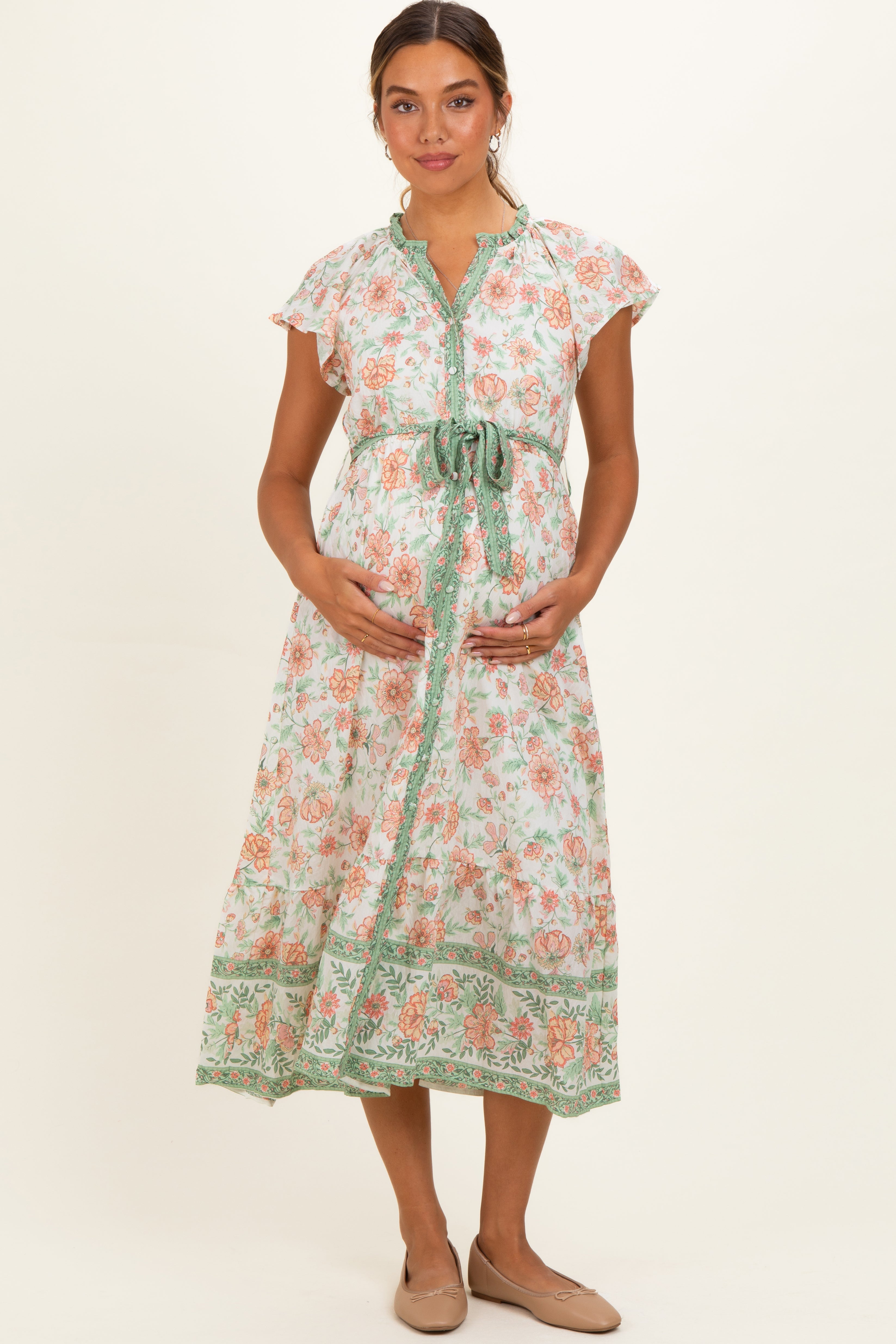 Umstands-Hemdblusenkleid in Oliv mit kontrastierendem Blumenmuster