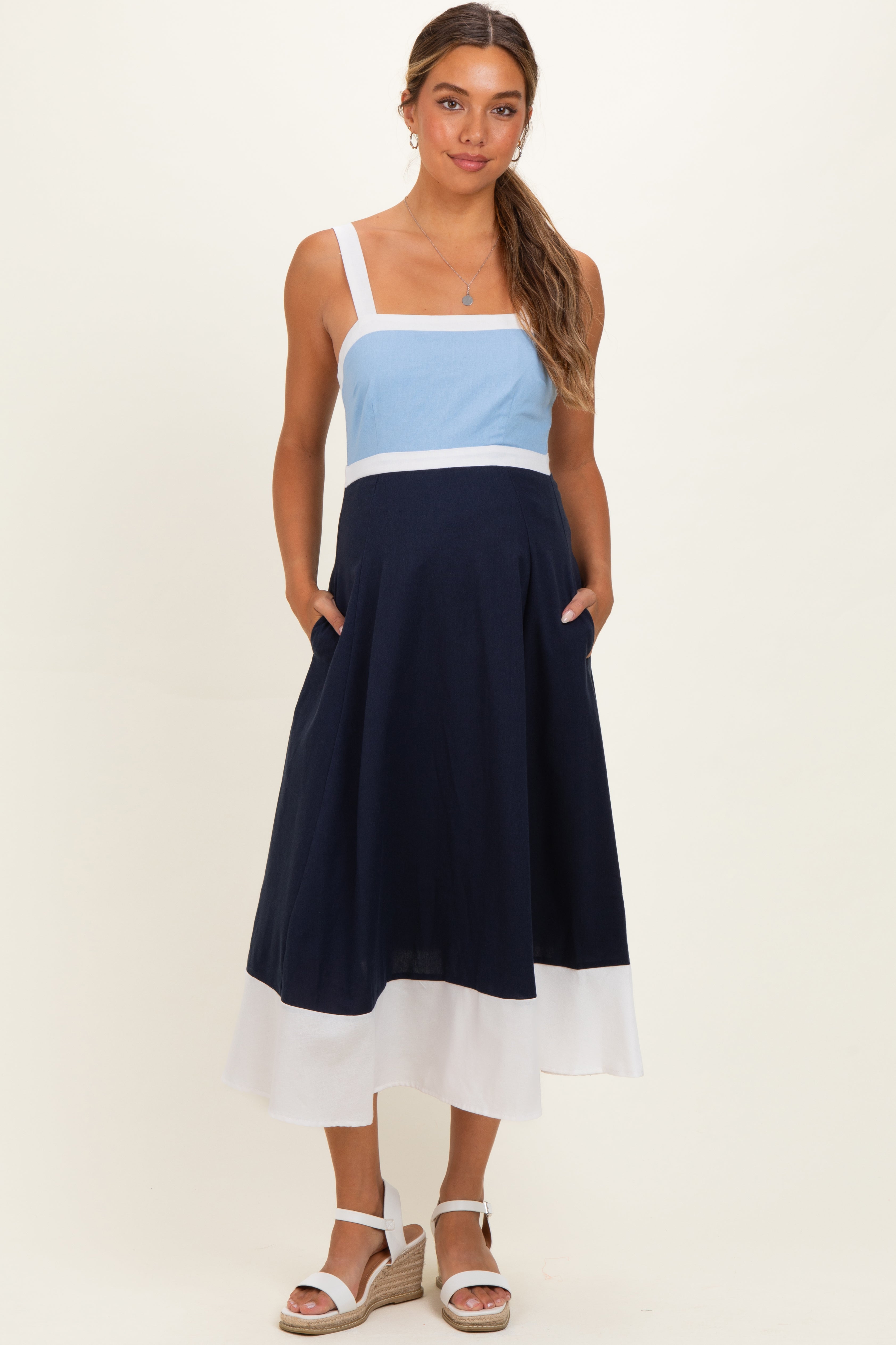#Farbe_Hellblau-Marineblau