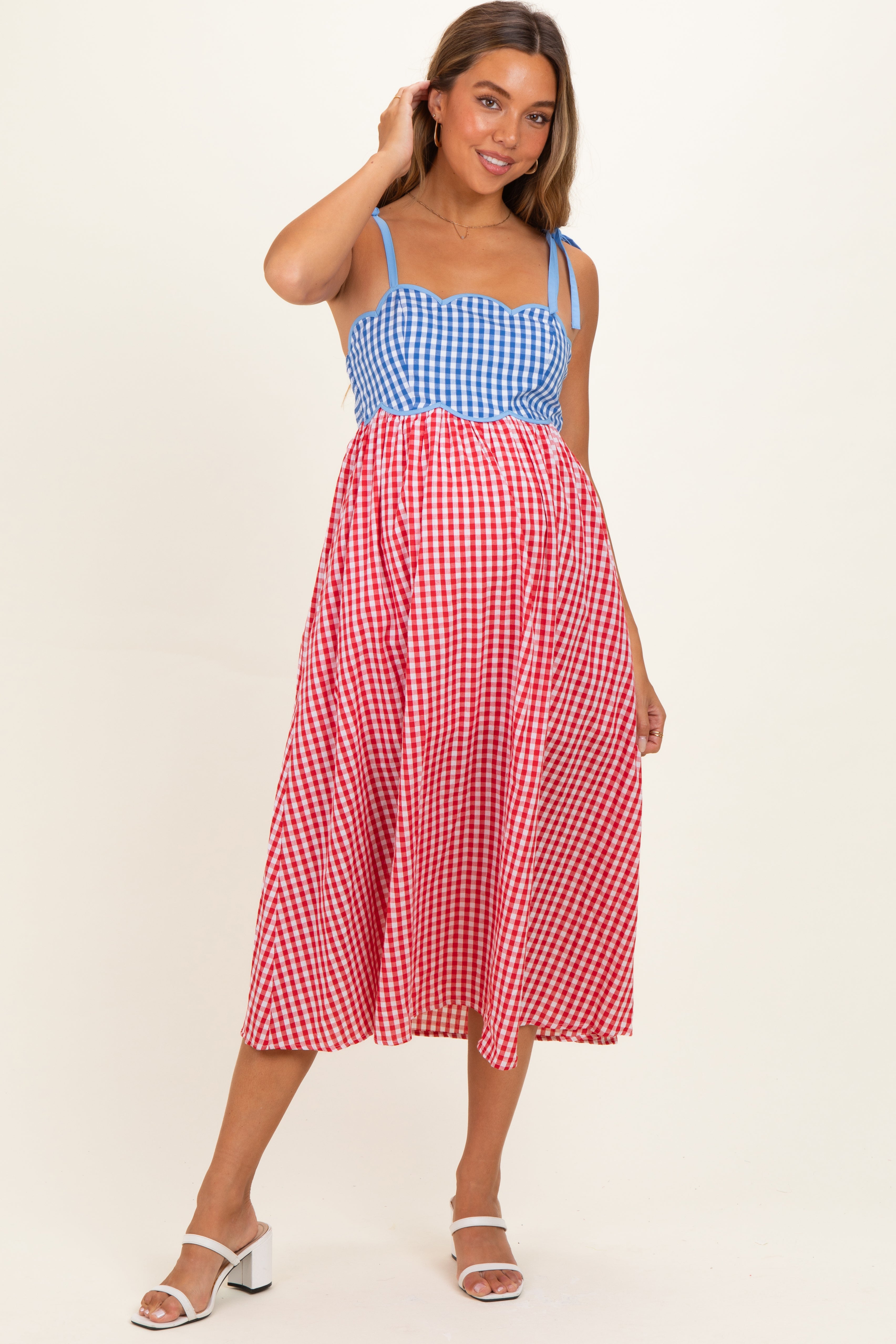 Rotes Umstands-Midikleid mit Vichy-Karo, Colourblock und Muschelsaum