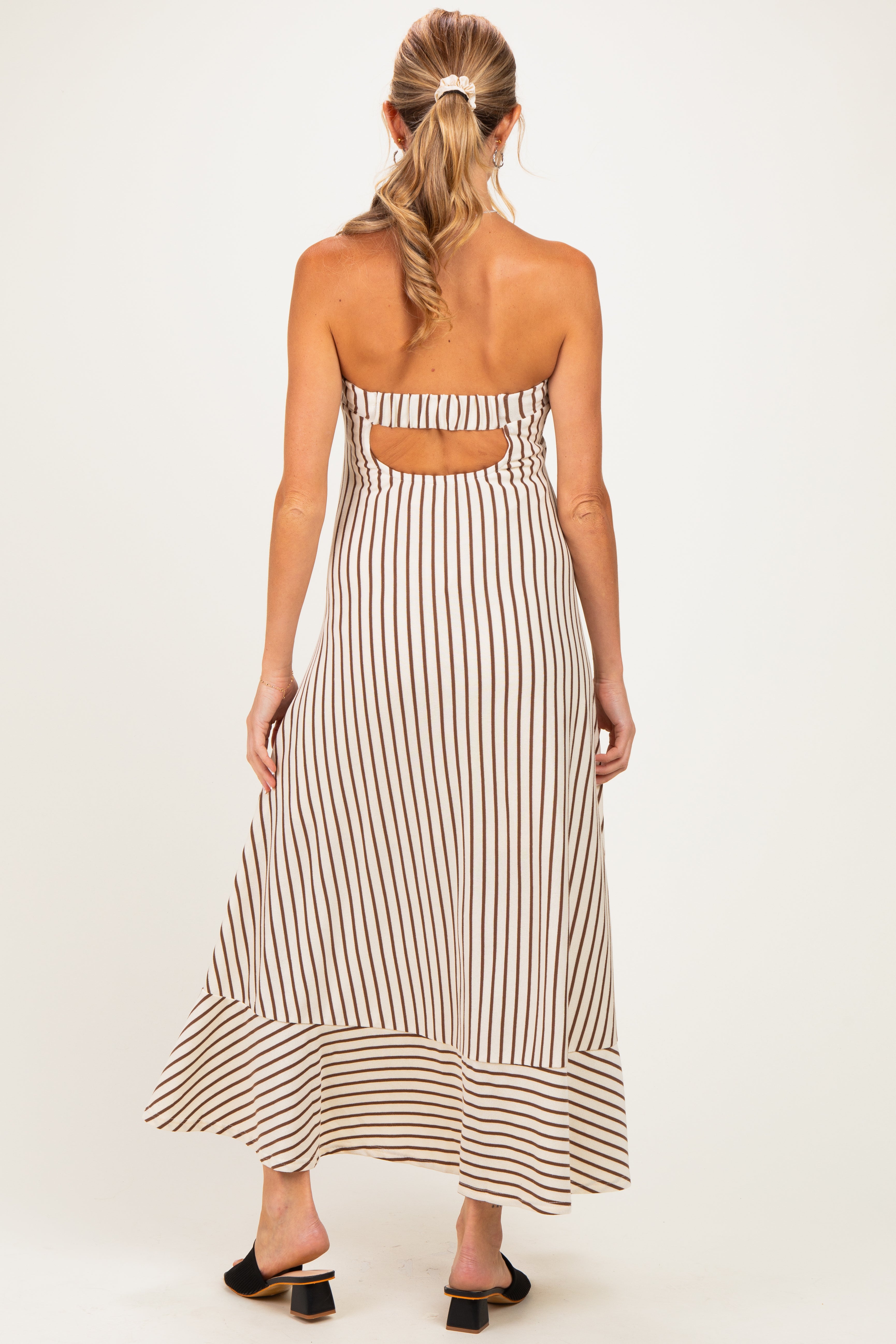 Trägerloses Umstands-Maxikleid in A-Linie mit Streifen