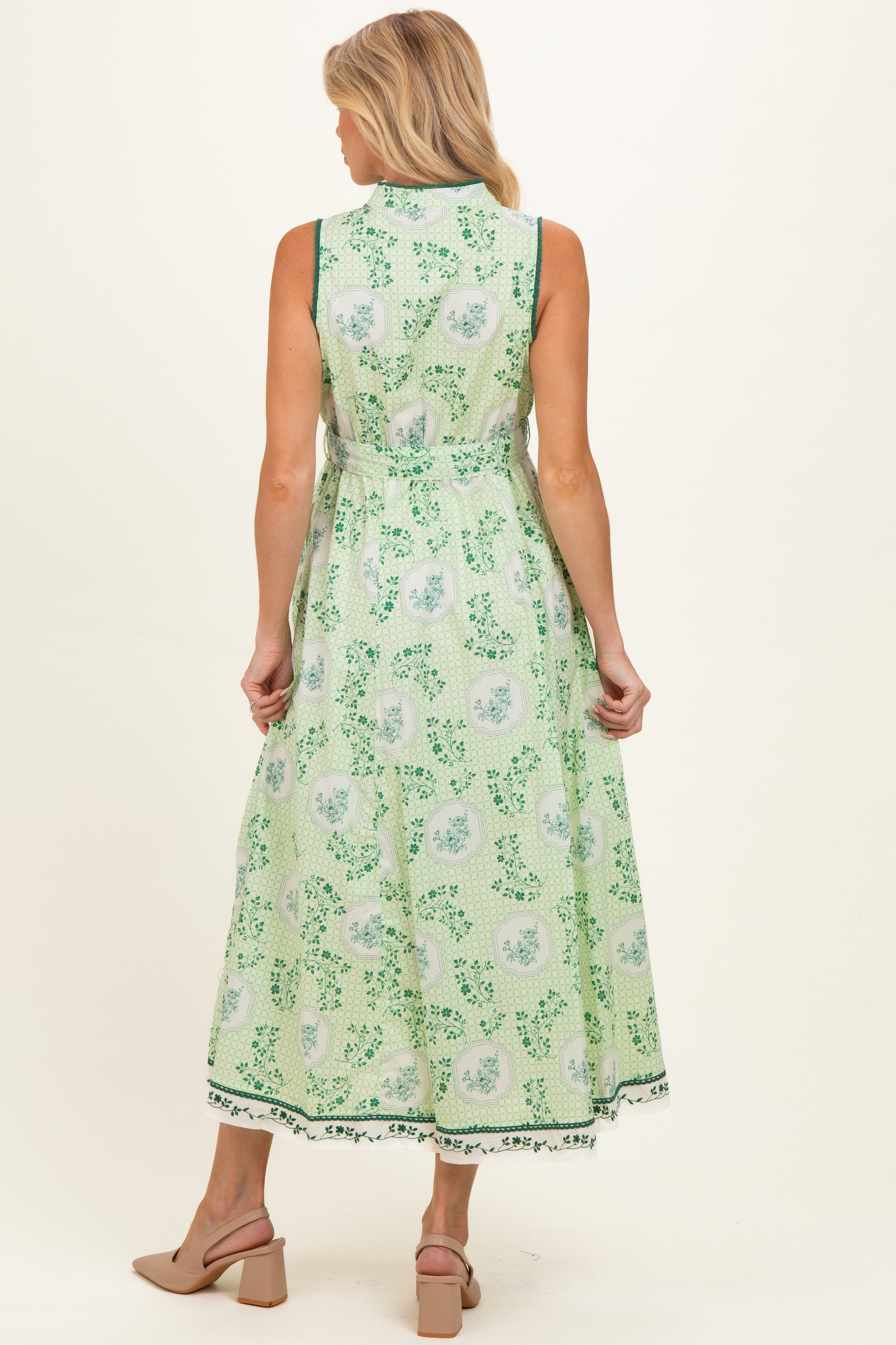 #Farbe_Farngrün