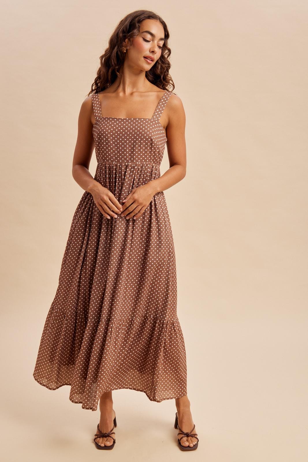 Umstands-Maxikleid mit Punktemuster und Rückenschleife