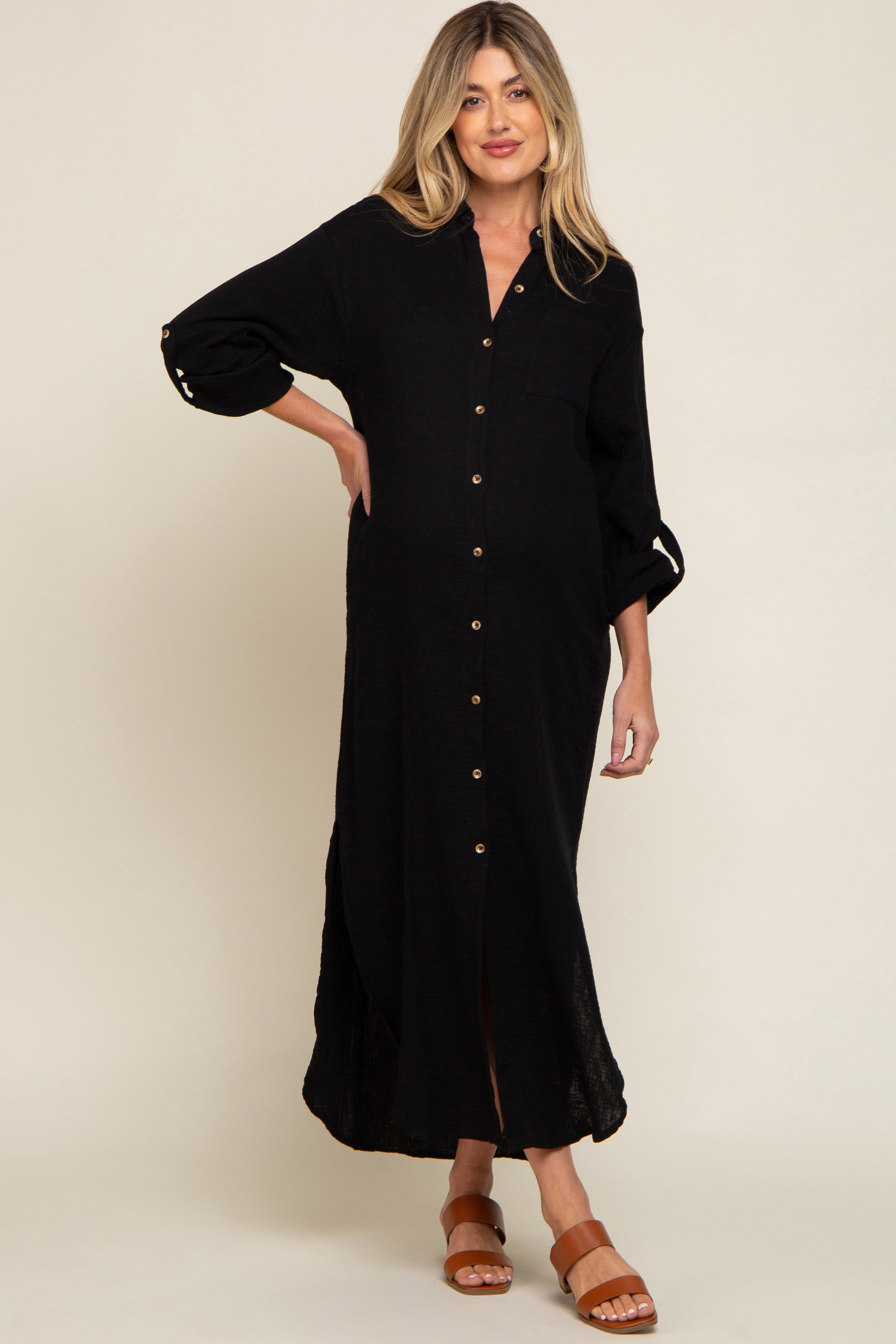 Umstands-Midikleid mit durchgehender Knopfleiste und 3/4-Ärmeln