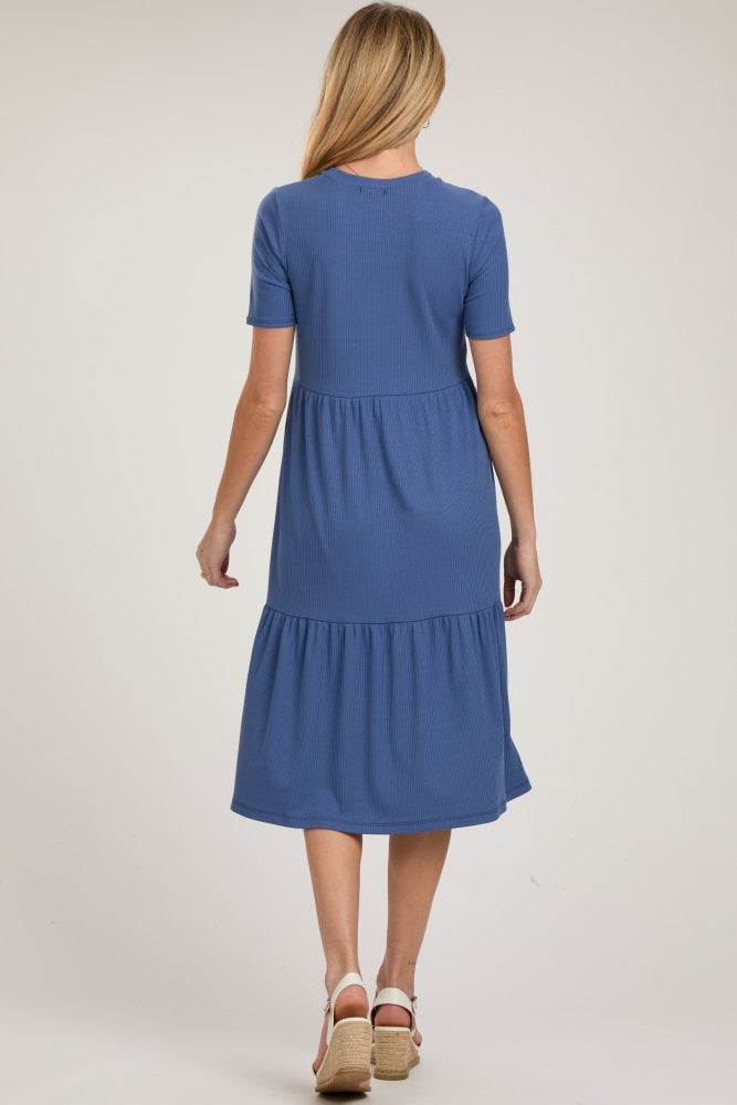 Umstands-Midikleid aus Rippstrick mit gestuftem Rock
