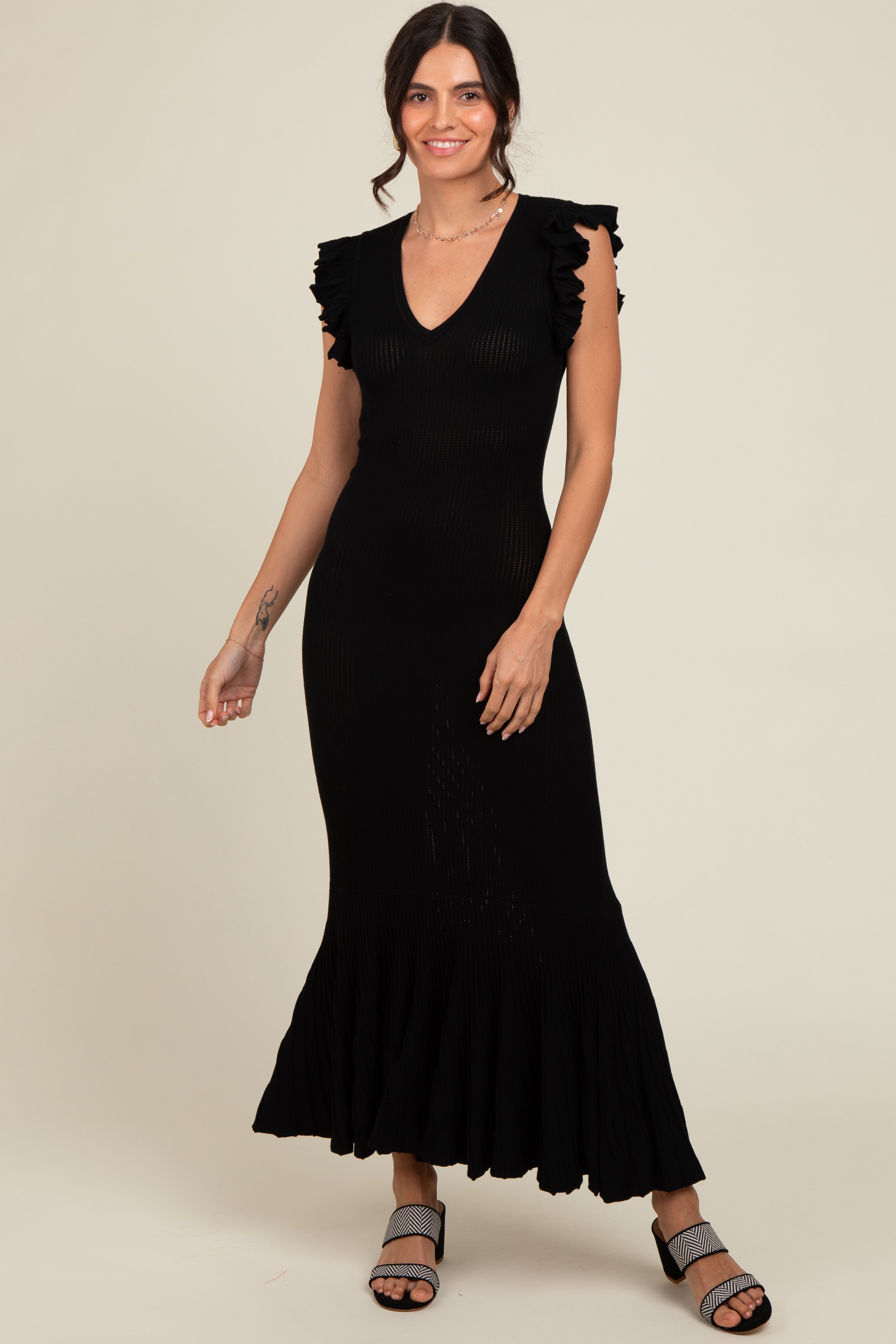 Umstands-Midikleid mit Volantärmeln und Meerjungfrauensaum