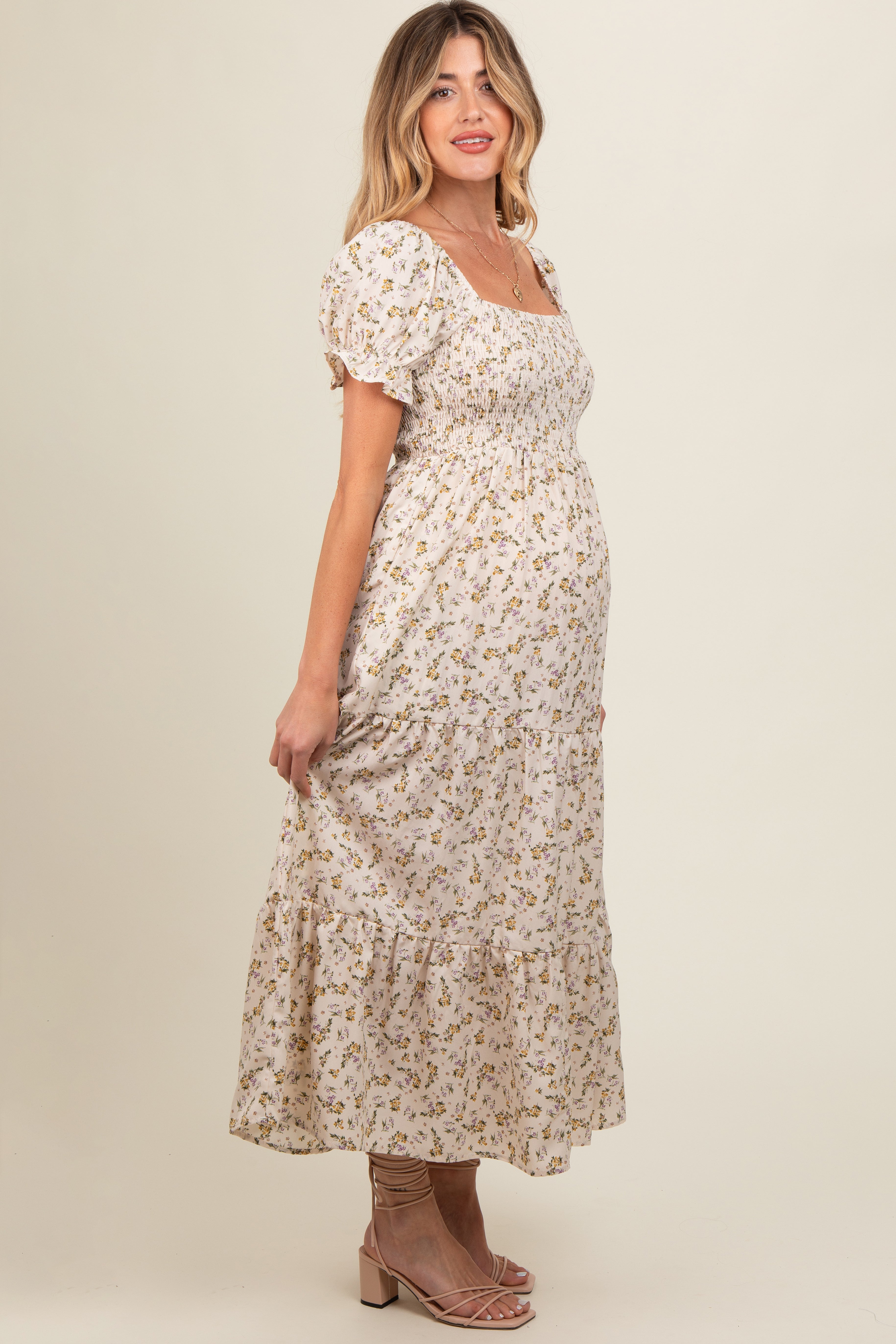 #Farbe_Creme geblümt Puffärmel Maxi
