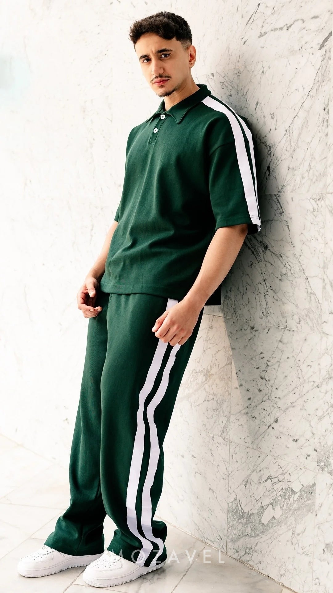 Herren Set „Lario“ – Poloshirt & Hose mit Streifen Königsgrün