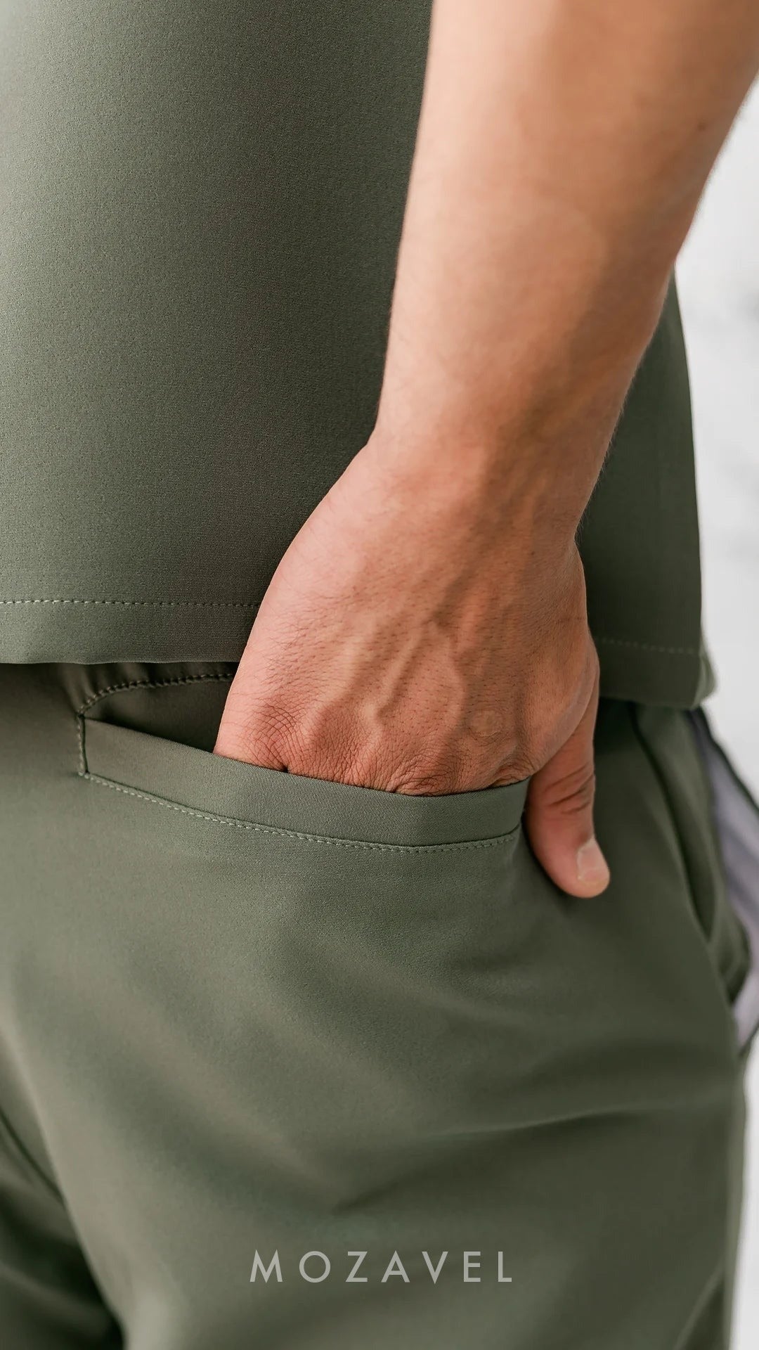 Herren Set „Élégance“ – Poloshirt & Hose Olivgrün