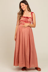 Umstands-Maxikleid mit Kontrast-Zierband