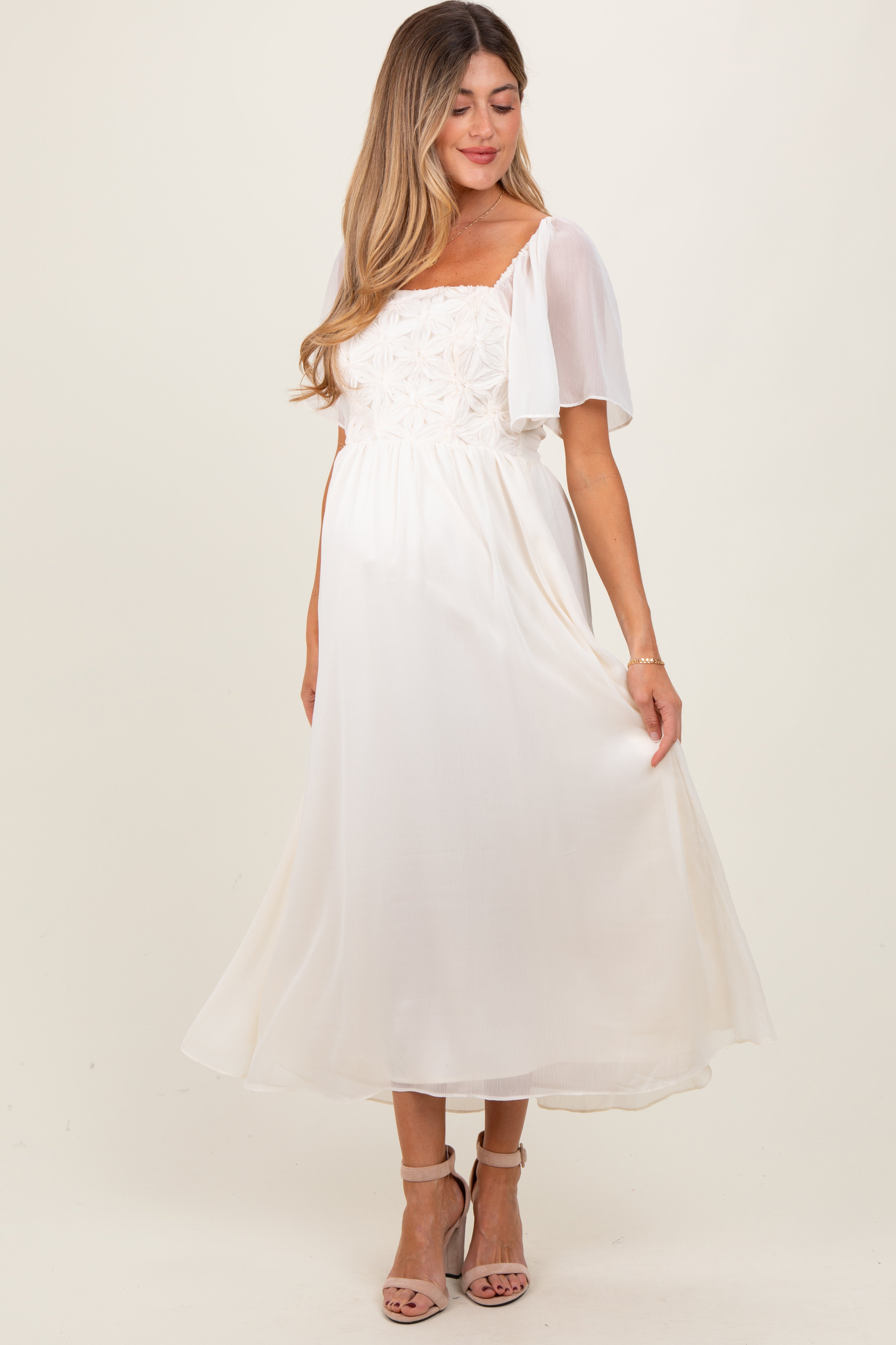 Umstands-Midikleid in Creme mit floraler Applikation und Flügelärmeln