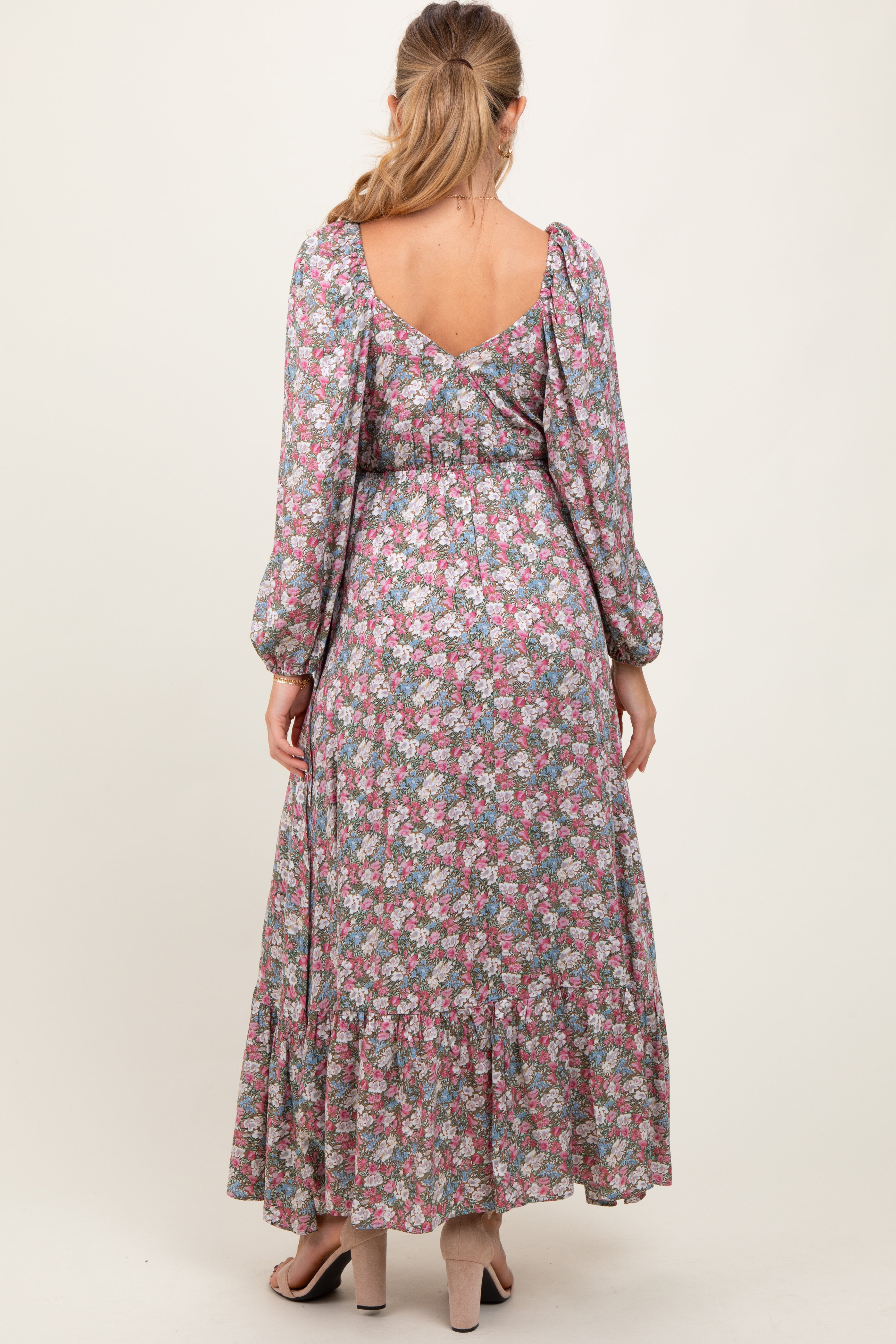 Geblümtes Wende-Umstands-Maxikleid in Rosa mit langen Ärmeln