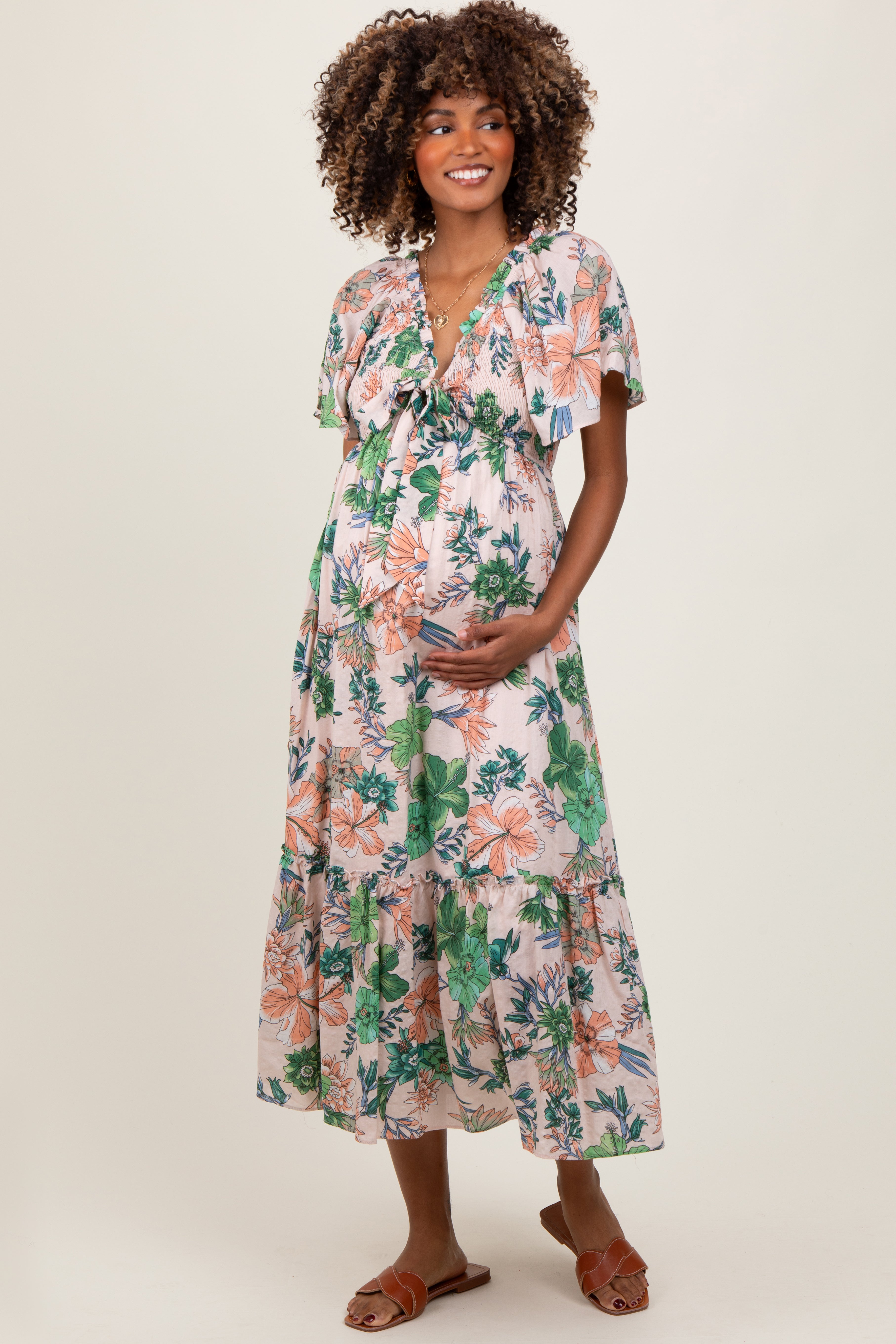 Zartrosa Umstands-Midikleid aus Webstoff mit Blumenmuster