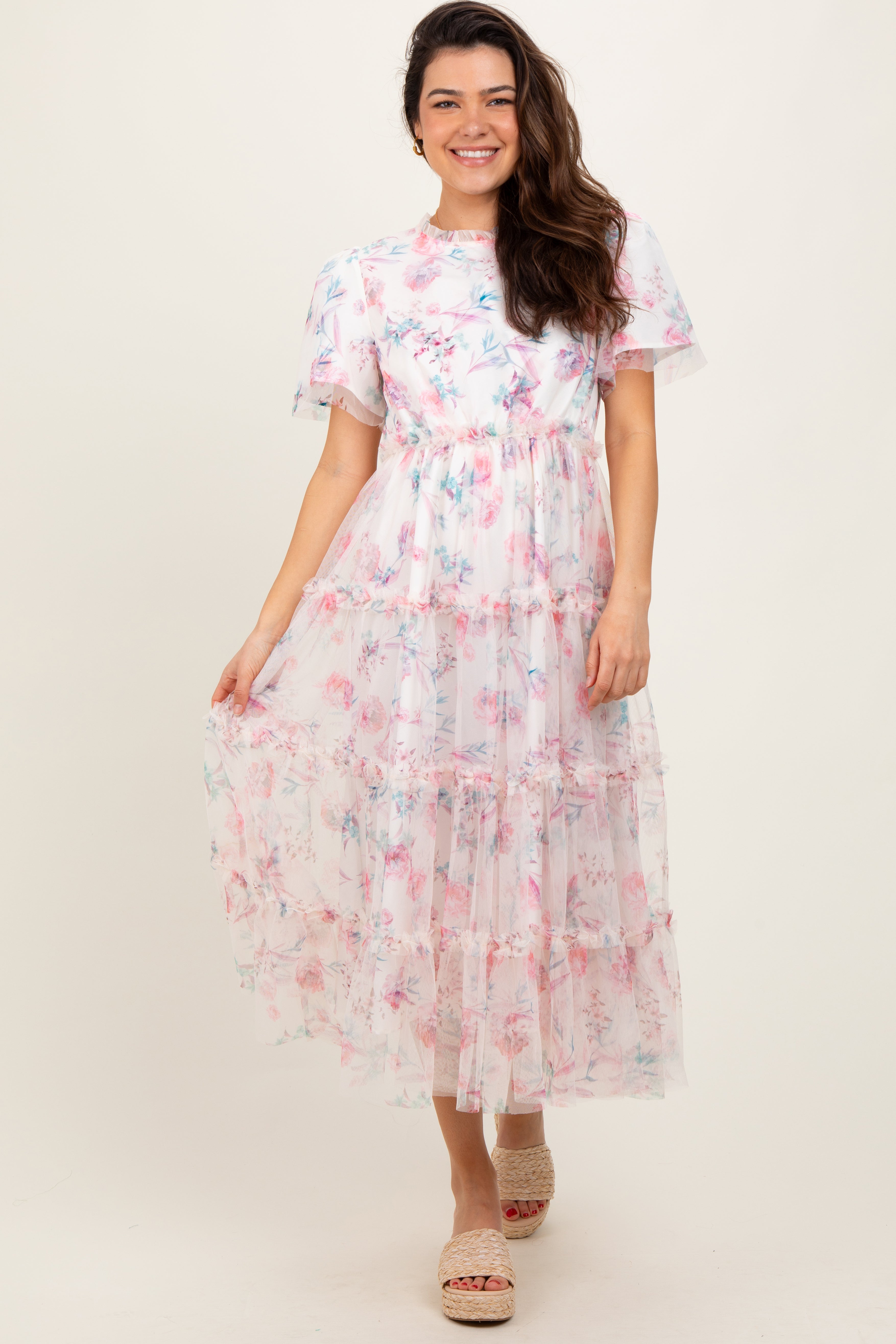 Umstands-Midikleid aus Blumenmesh mit Rüschen und Stufenrock