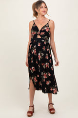 Umstands-Midikleid mit Rosendruck, Twist-Front und Cut-out