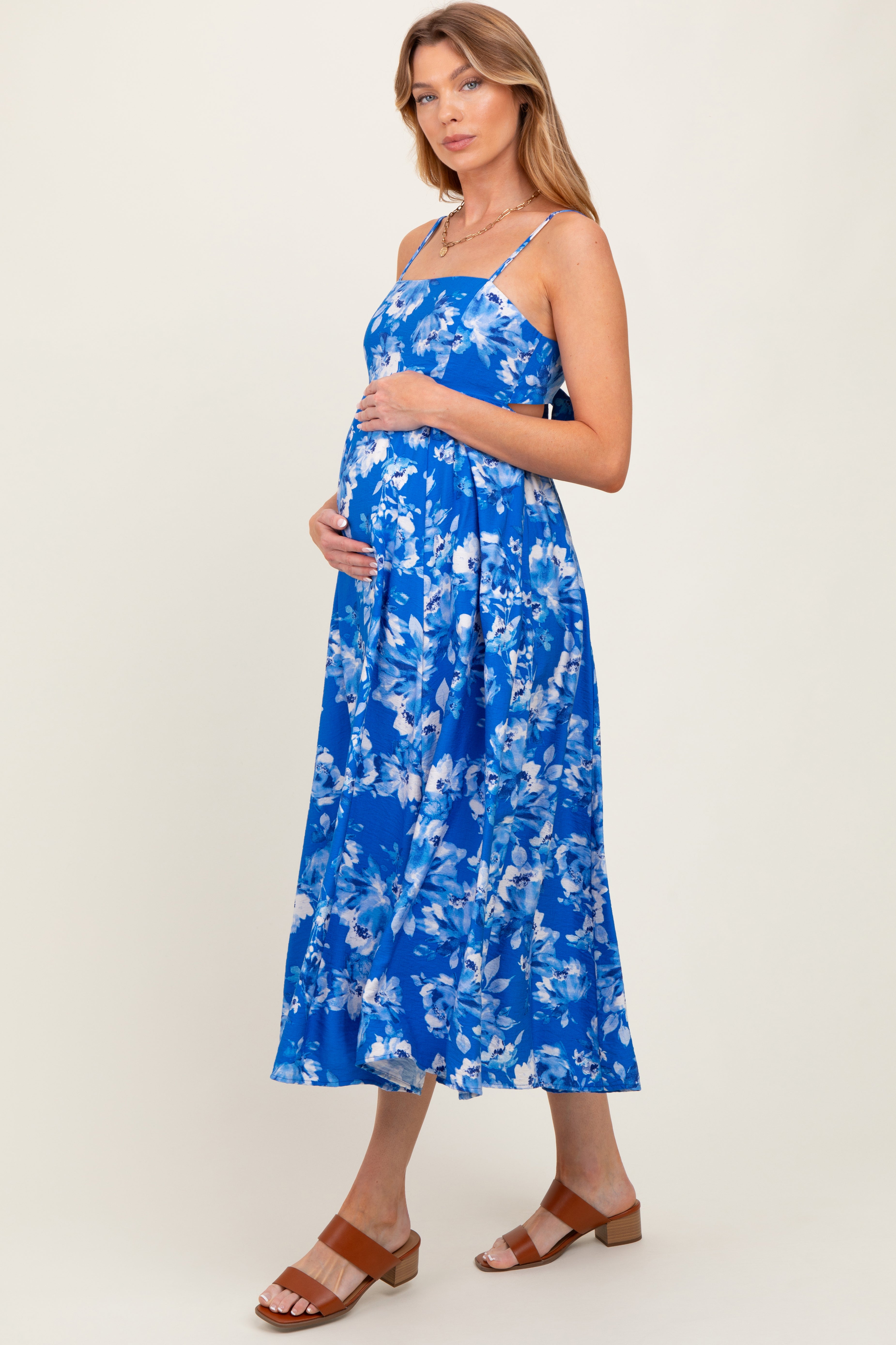 Königsblaues Umstands-Midikleid mit Blumenmuster, Rückenschnürung und Cut-out