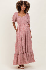 Umstands-Maxikleid mit Blumenmuster, Smok-Detail und Spitzenbesatz