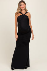 Schwarzes Umstands-Maxikleid mit Twist-Detail vorn und Raffung