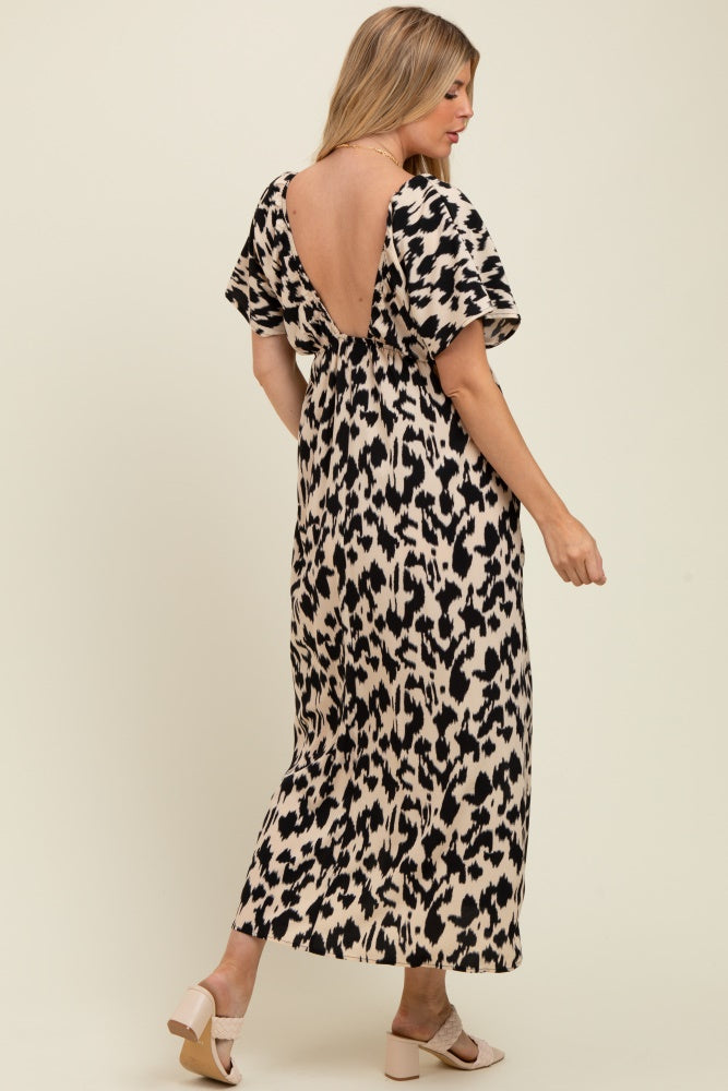 Umstands-Maxikleid mit Leopardenmuster und Schlitzsaum in Schwarz