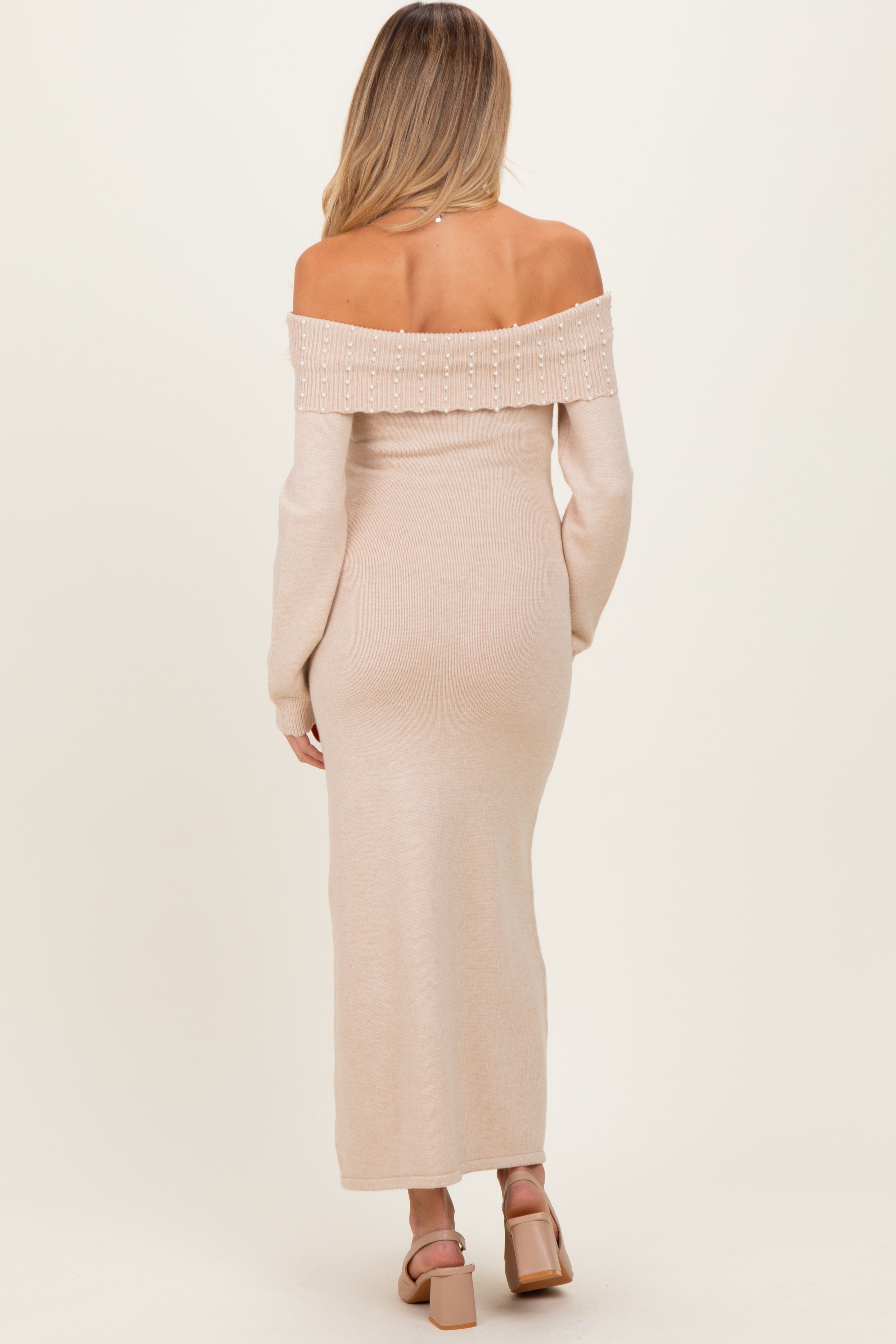 Schulterfreies Umstands-Pulloverkleid mit Kunstperlen-Detail