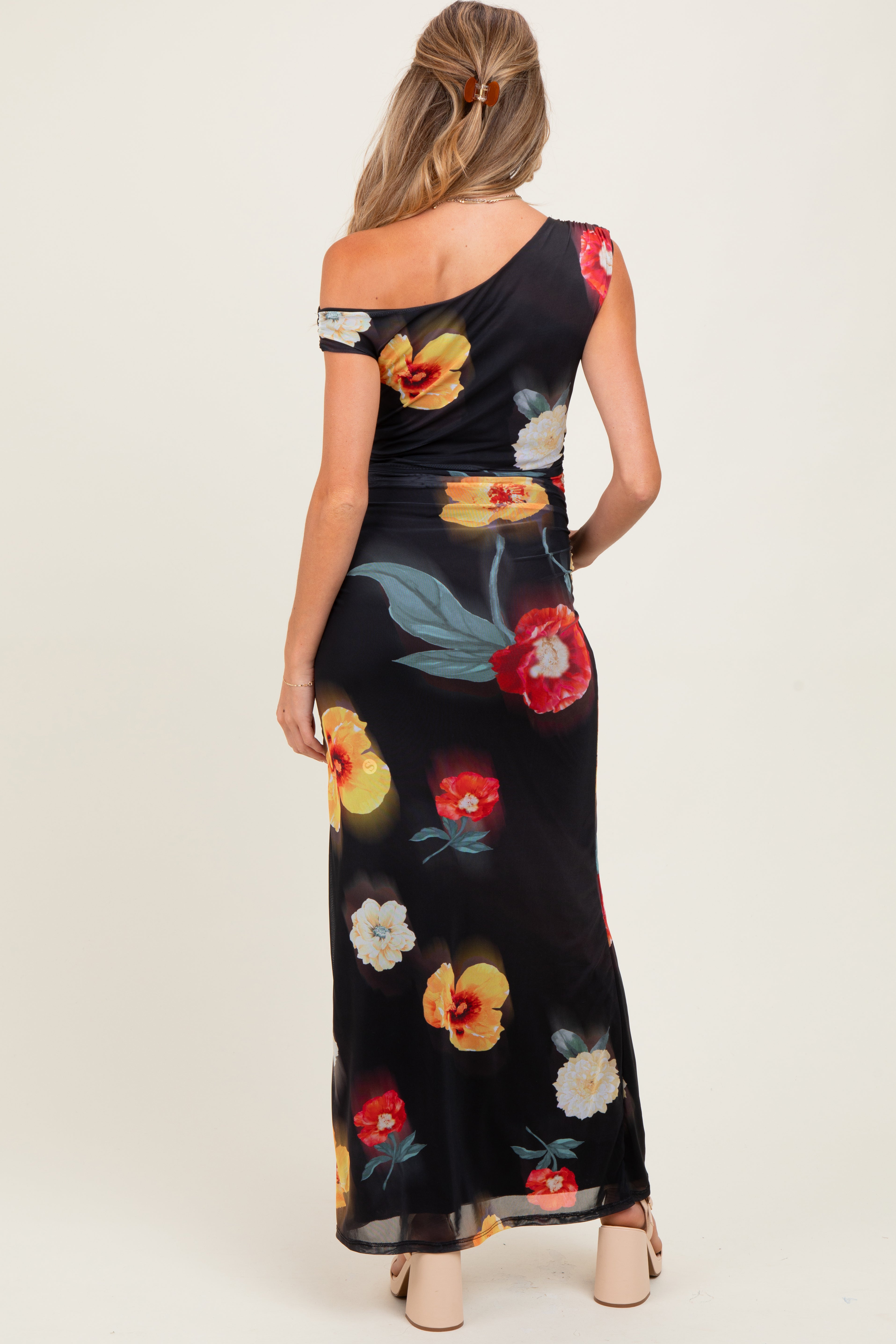One-Shoulder-Umstands-Maxikleid aus Mesh mit Blumenmuster in Schwarz