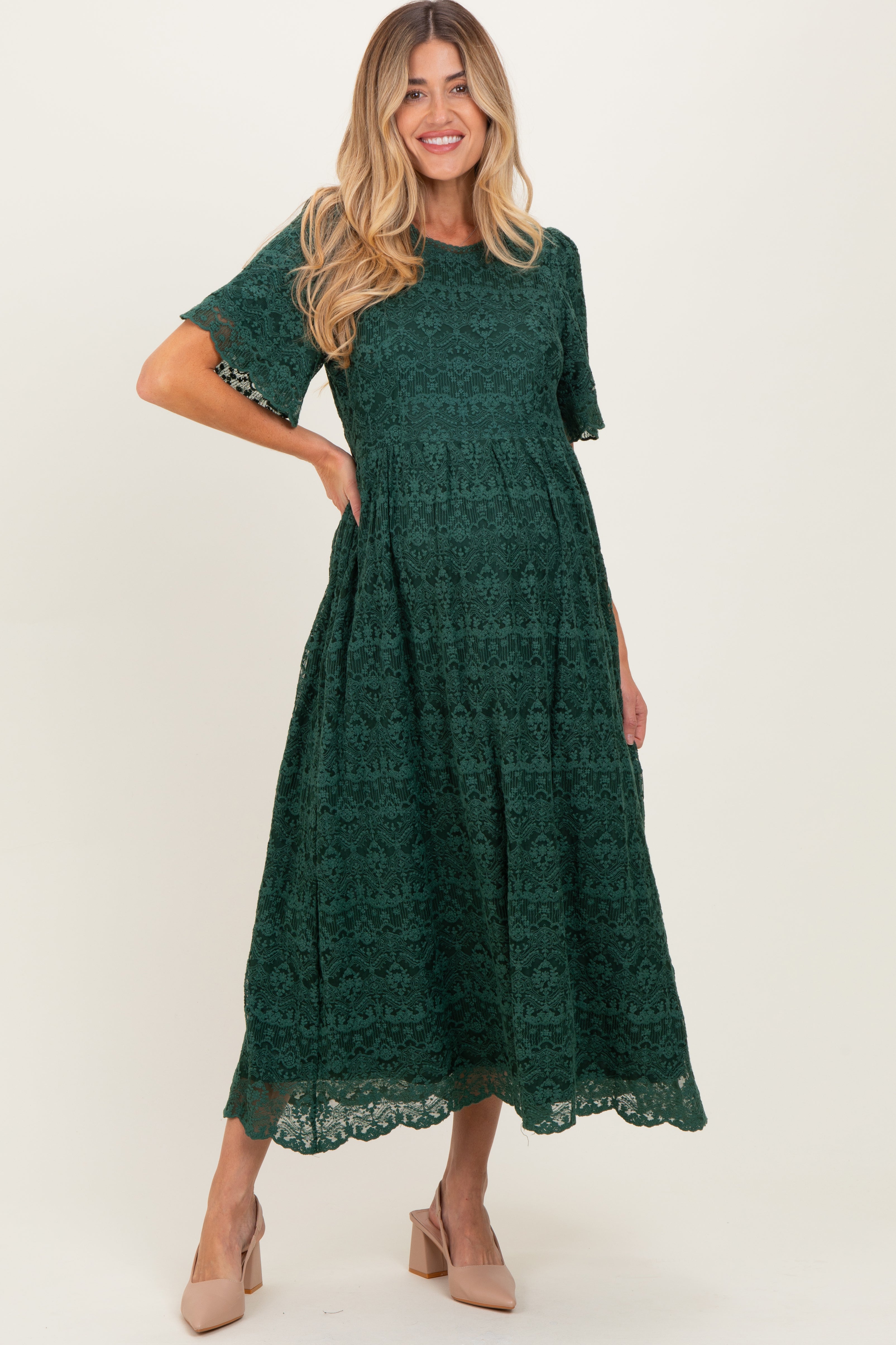 Umstands-Midikleid aus Blumenspitze