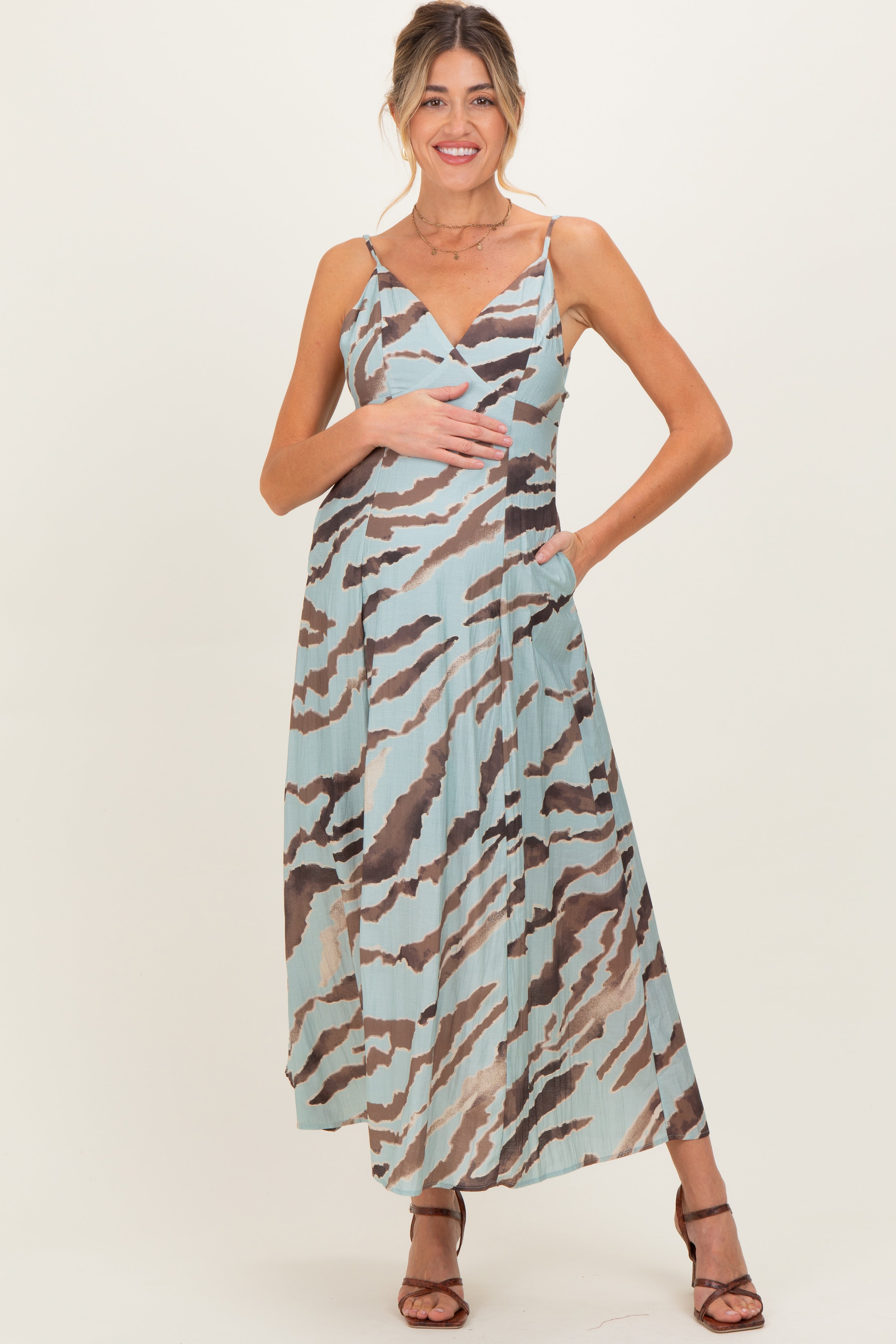 Bedrucktes Umstands-Maxikleid mit offenem Bindeband am Rücken