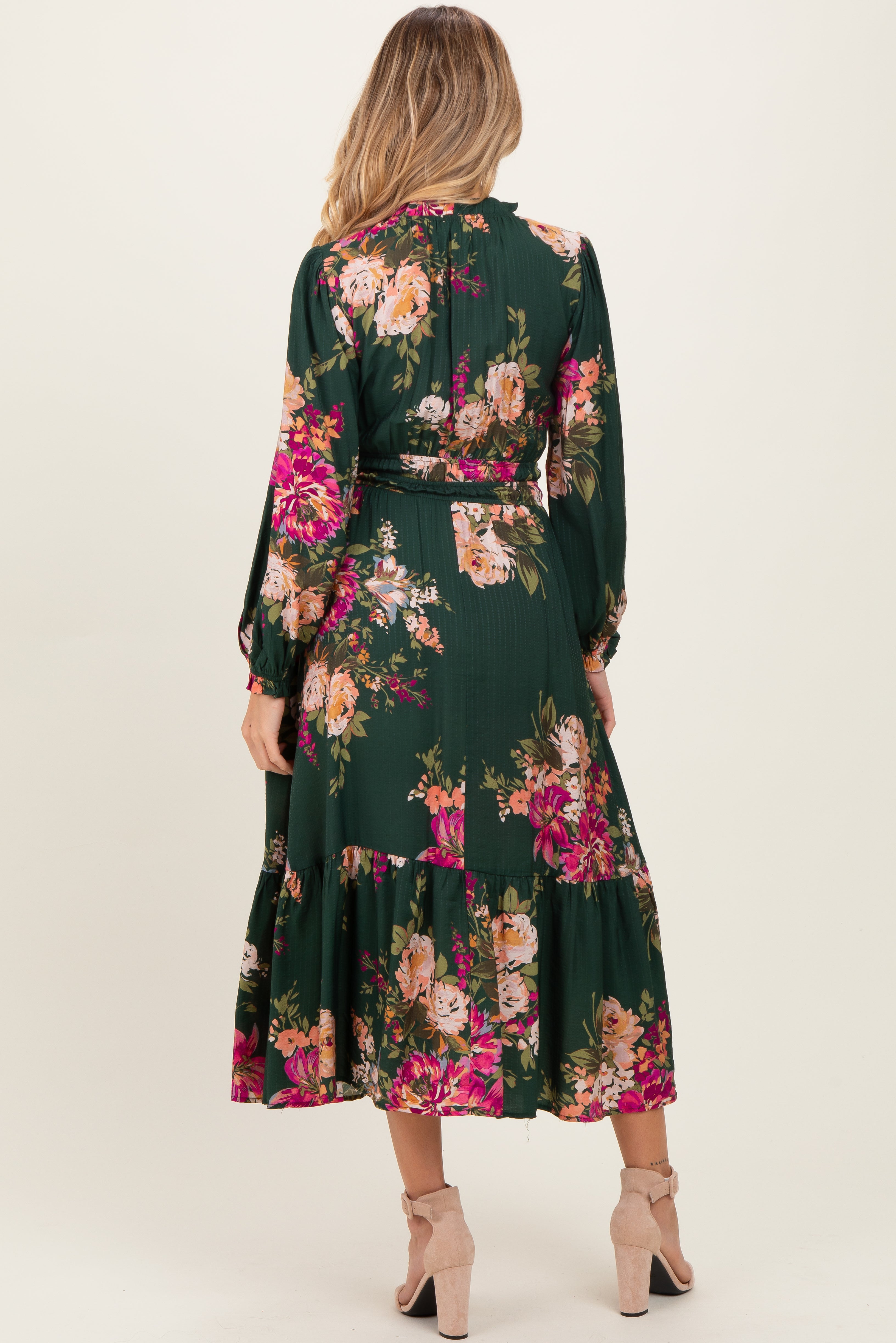 Waldgrünes florales Umstands-Midikleid mit langen Ärmeln