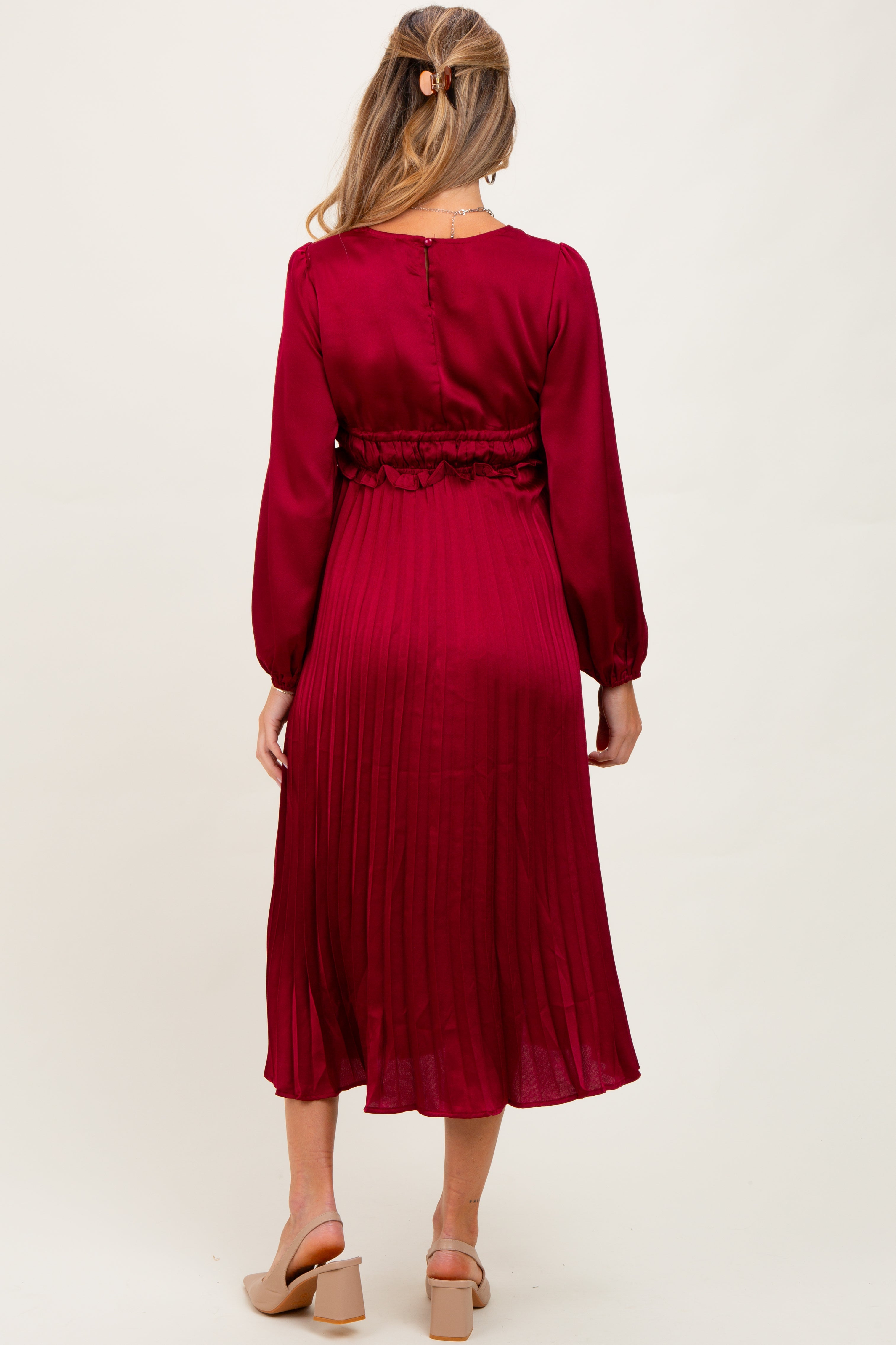 #Farbe_Bordeaux, plissierter Satin mit Smok