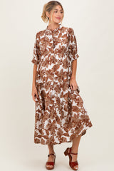 Umstands-Midikleid mit Blattmuster und Stufenrock