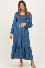 Umstands-Maxikleid in Denim-Waschung mit Herzausschnitt