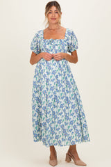 Umstands-Midikleid mit Blumenmuster, Smok-Einsatz und Rüschen