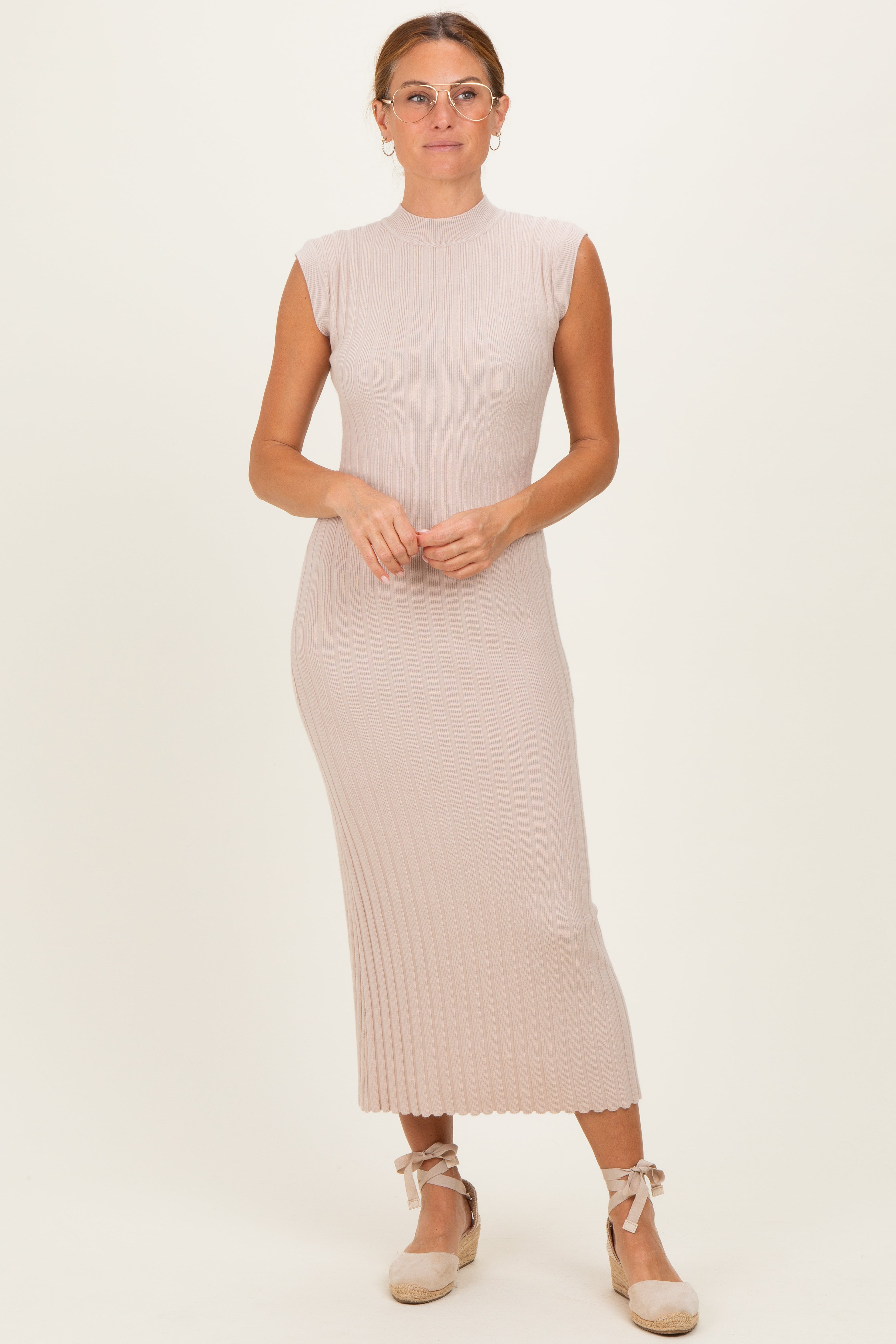 #Farbe_Sandbeige