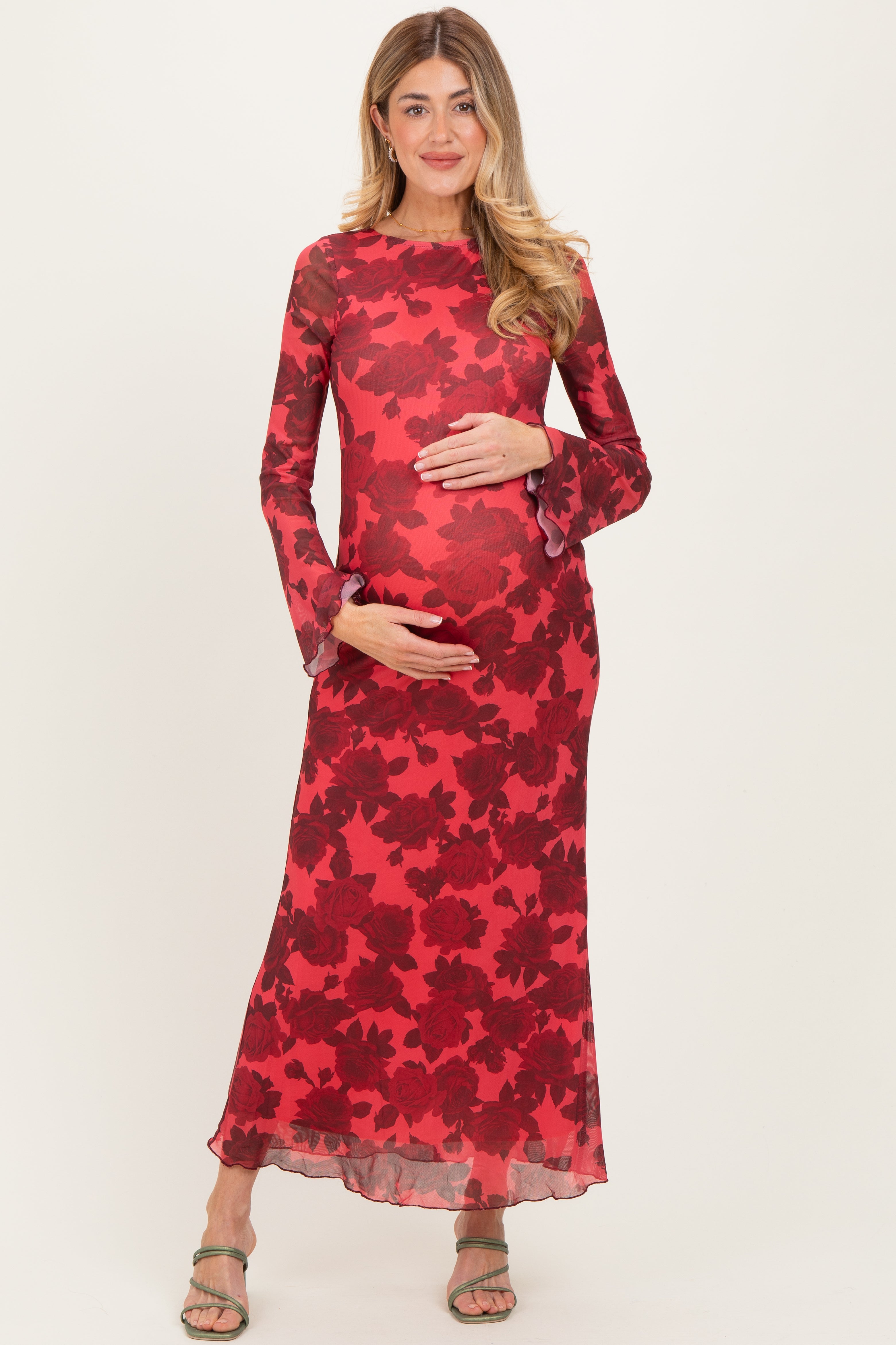 Geblümtes Umstands-Maxikleid mit Trompetenärmeln in Rot