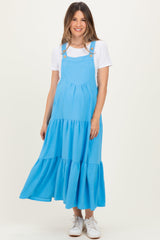 Gestuftes Umstands-Midikleid mit Knopfleiste und Spaghettiträgern
