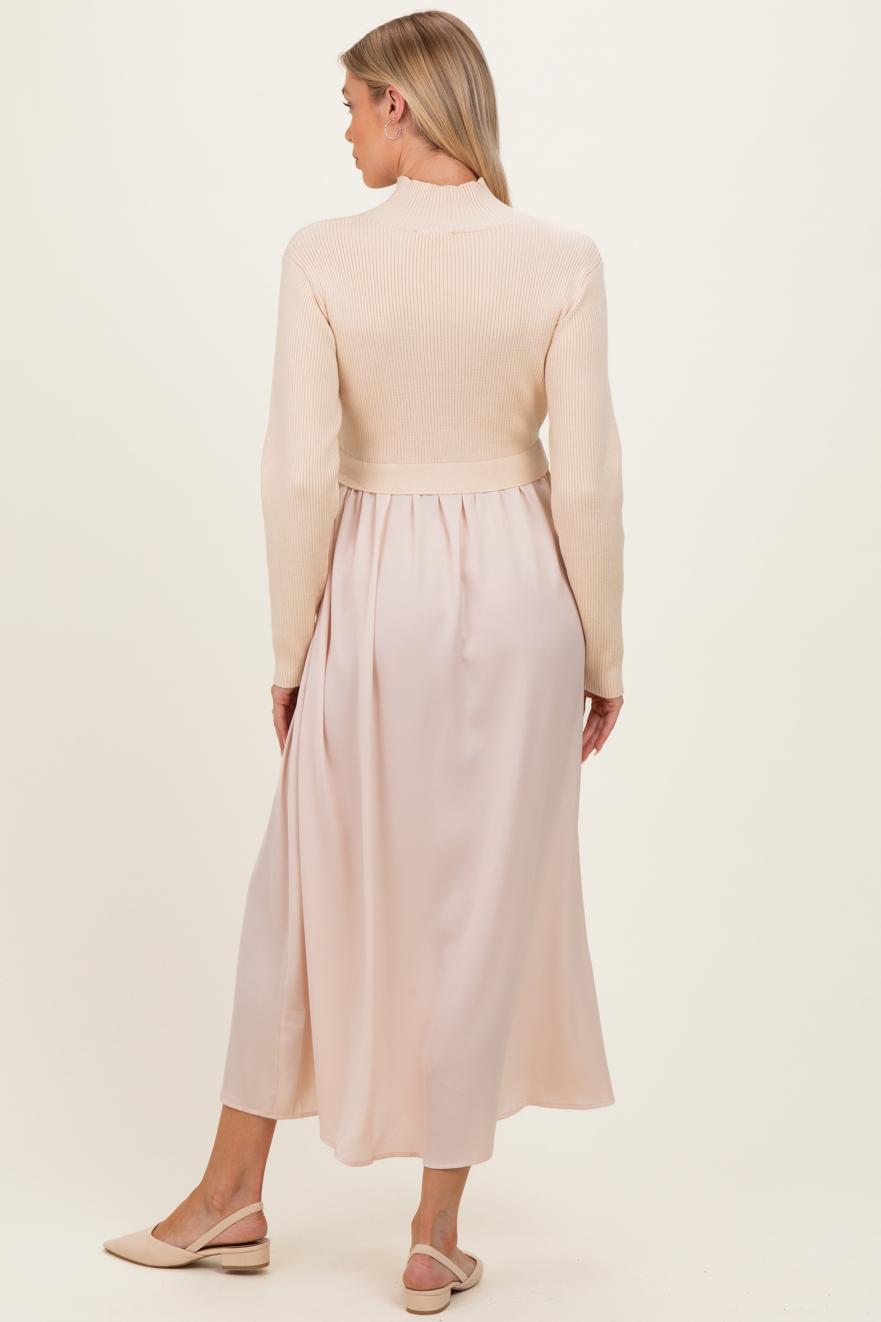 #Farbe_Hellbeige