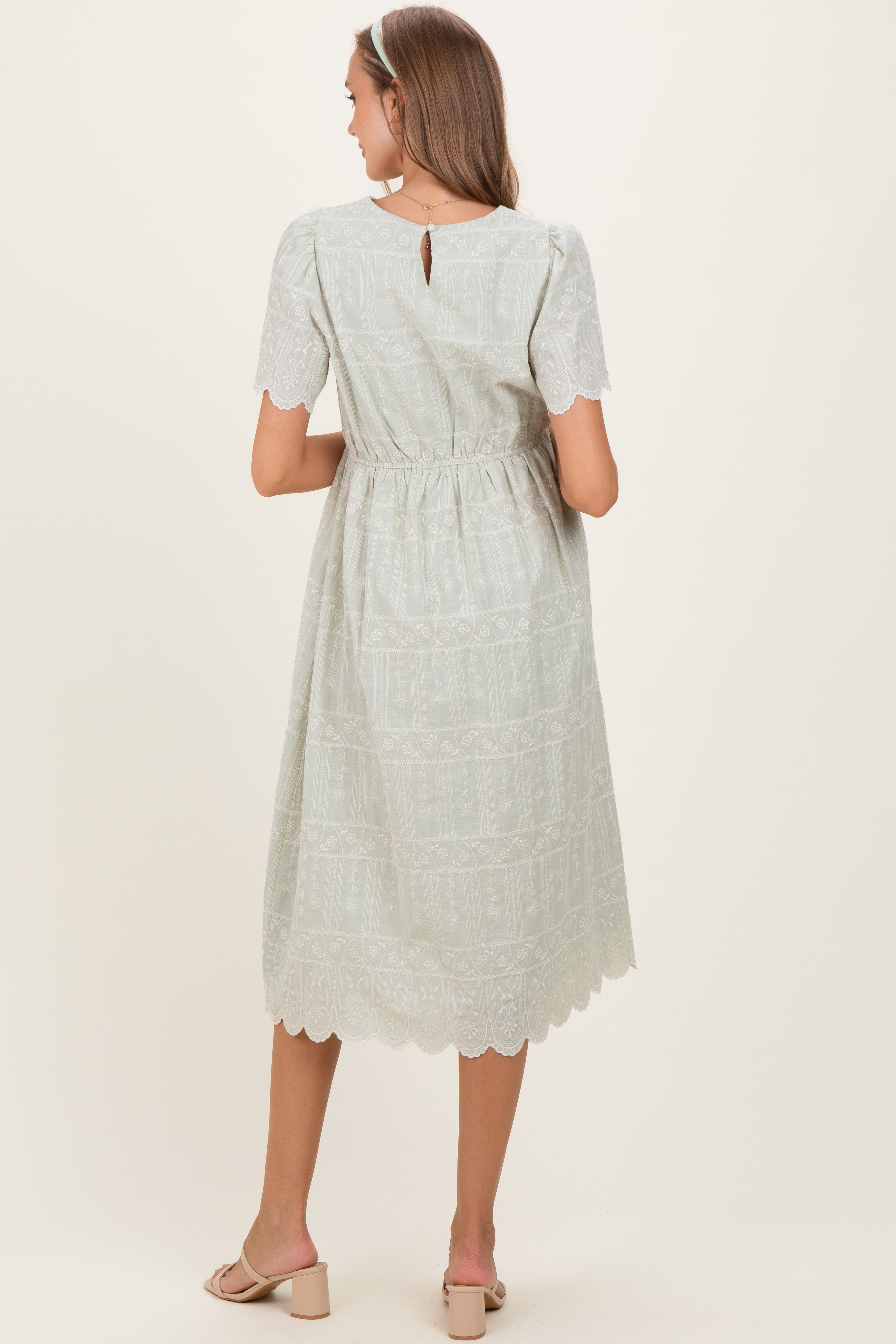 Umstands-Midikleid in Helloliv mit Blumenstickerei