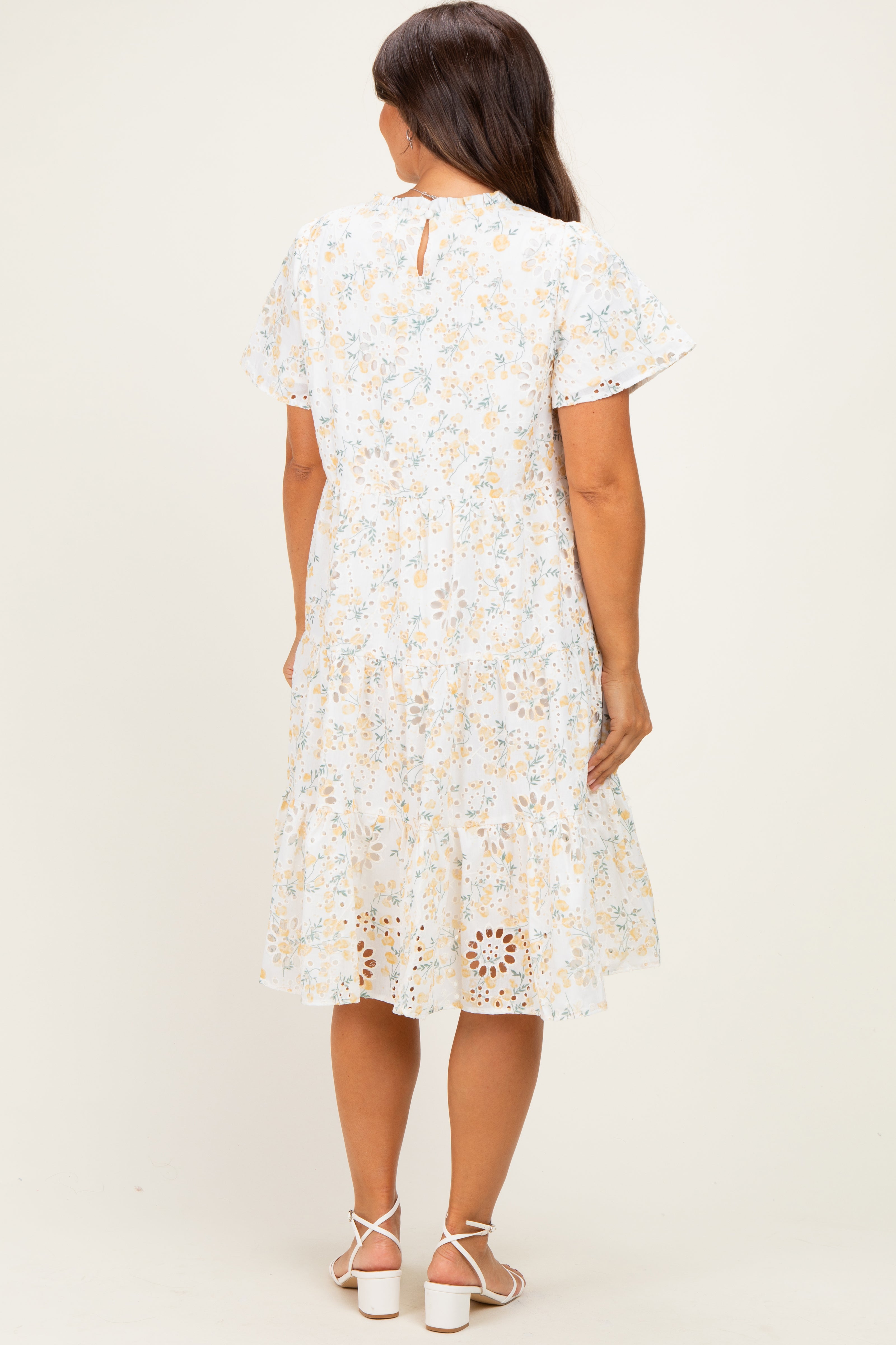 Umstands-Midikleid aus Lochspitze mit Blumenmuster