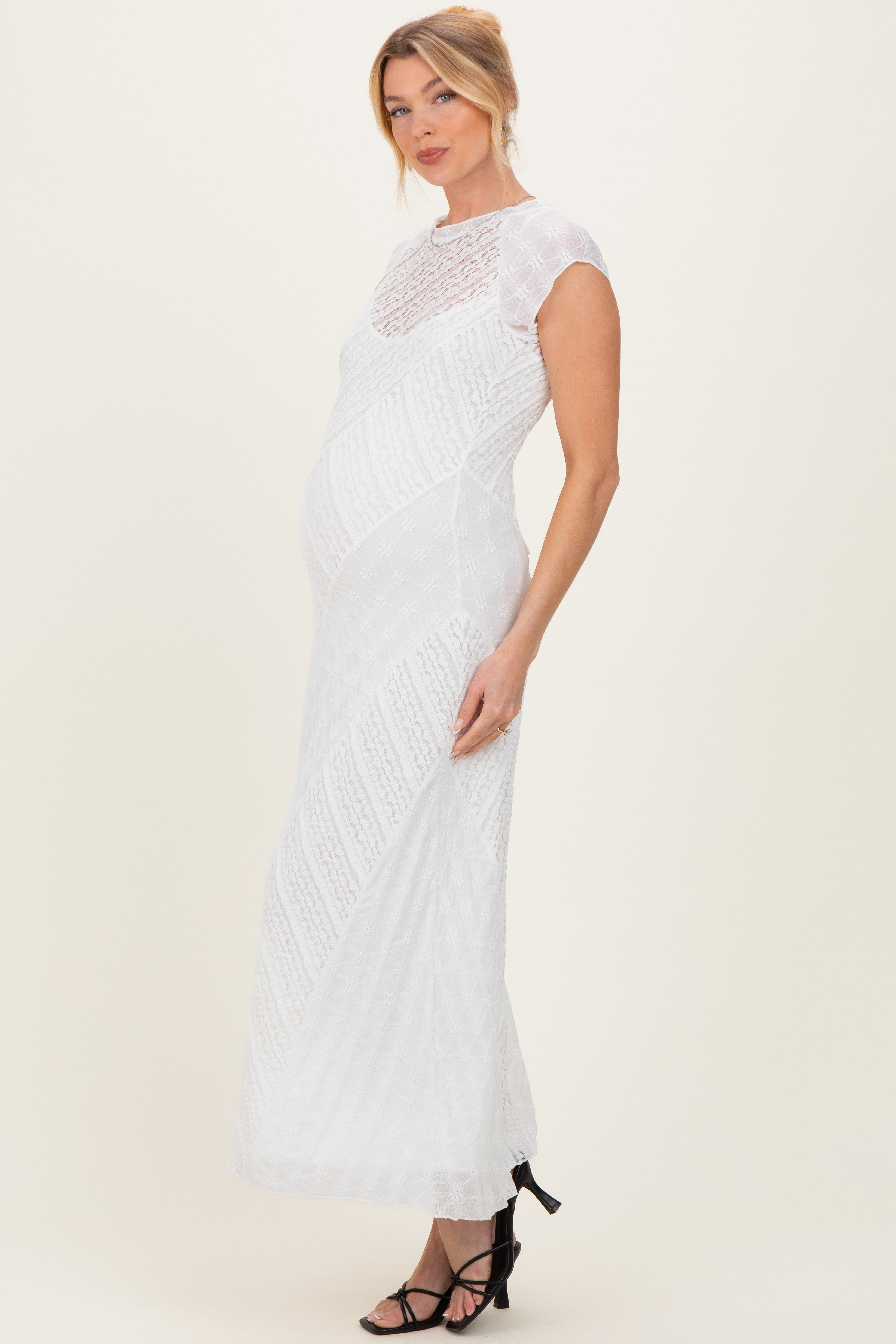 Umstands-Midikleid mit Spitzen-Overlay in Weiß